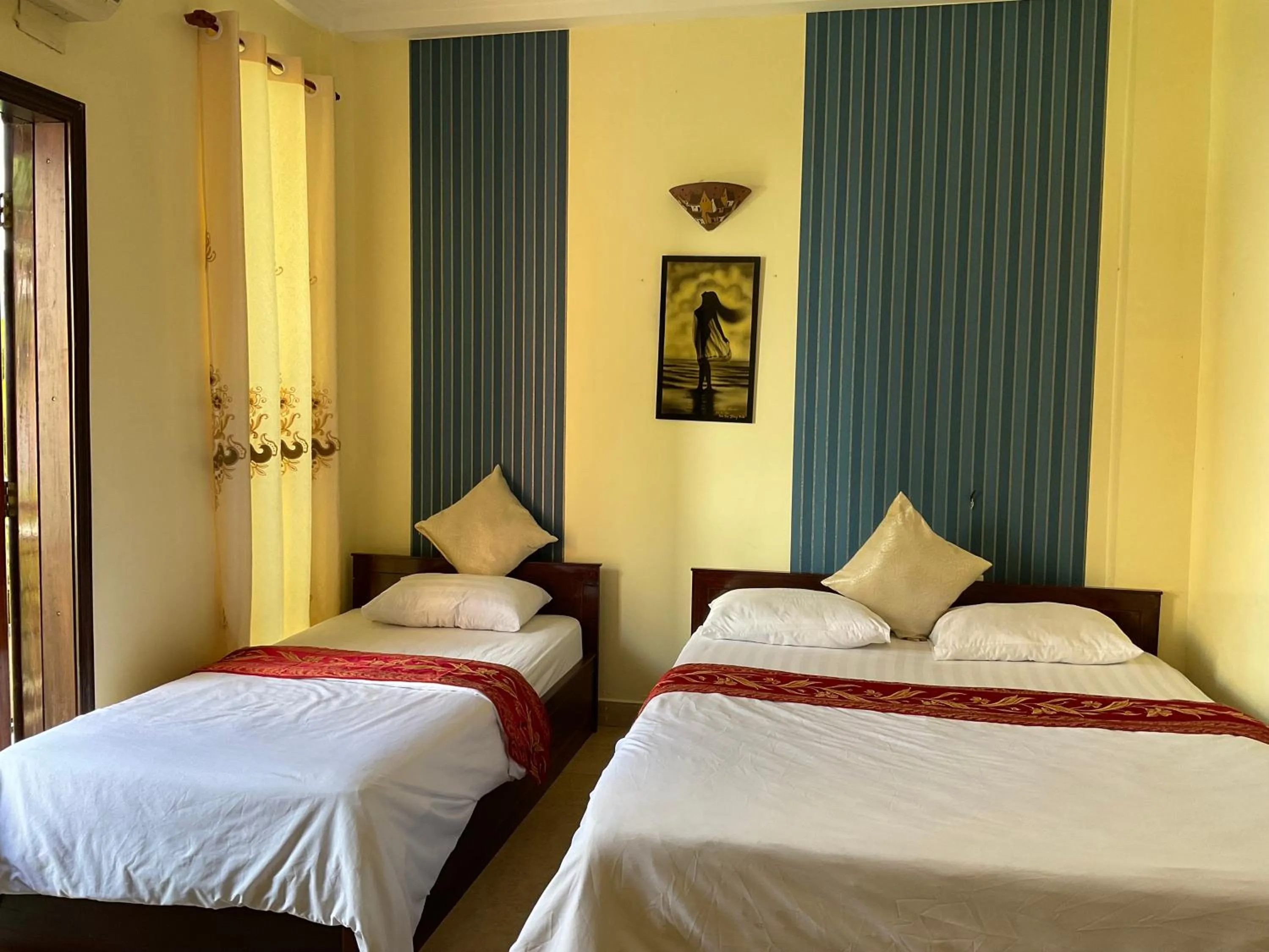 Bed in Khách sạn Minh Châu - Hòa Hưng