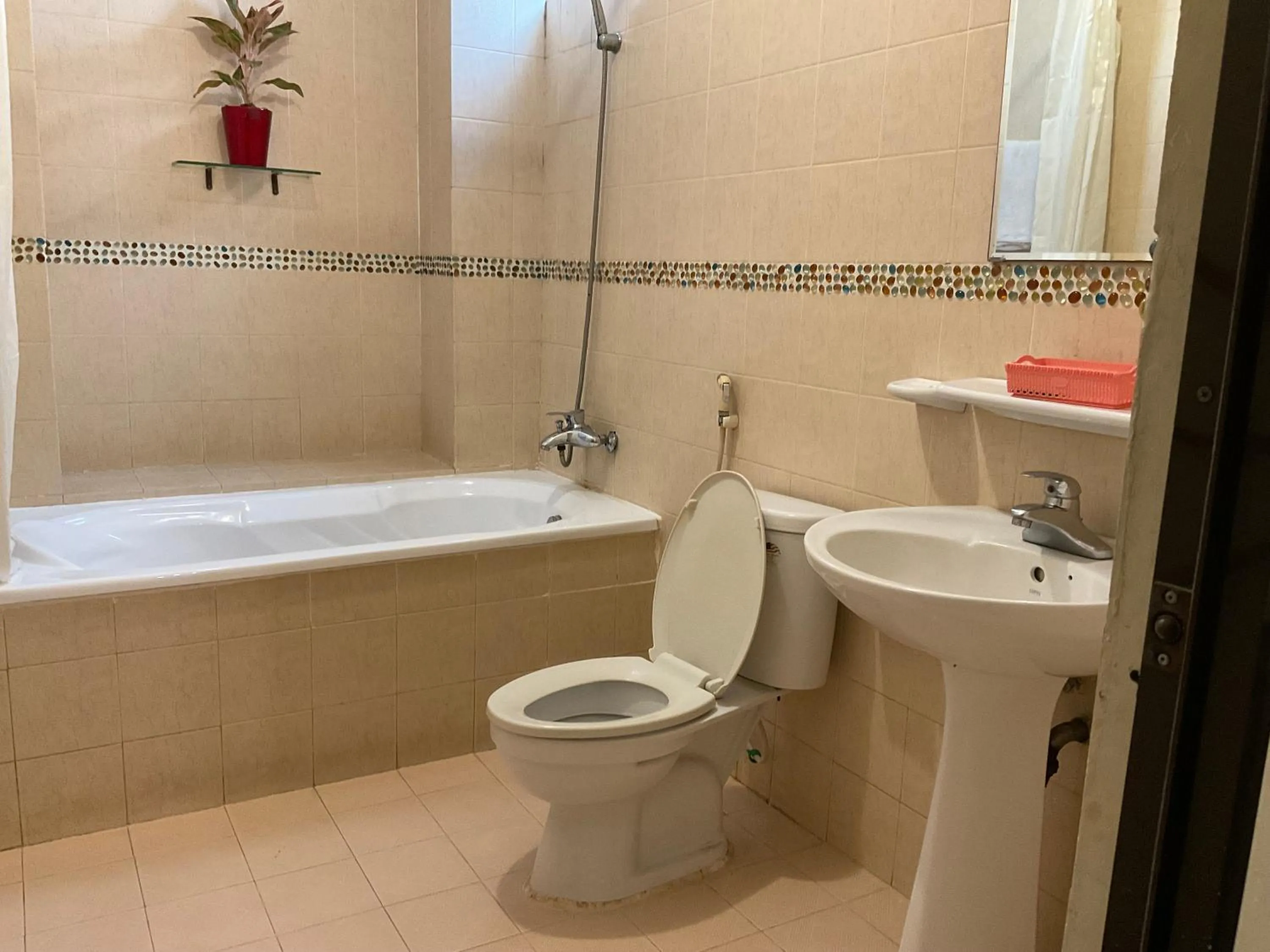 Khách sạn Minh Châu - Hòa Hưng