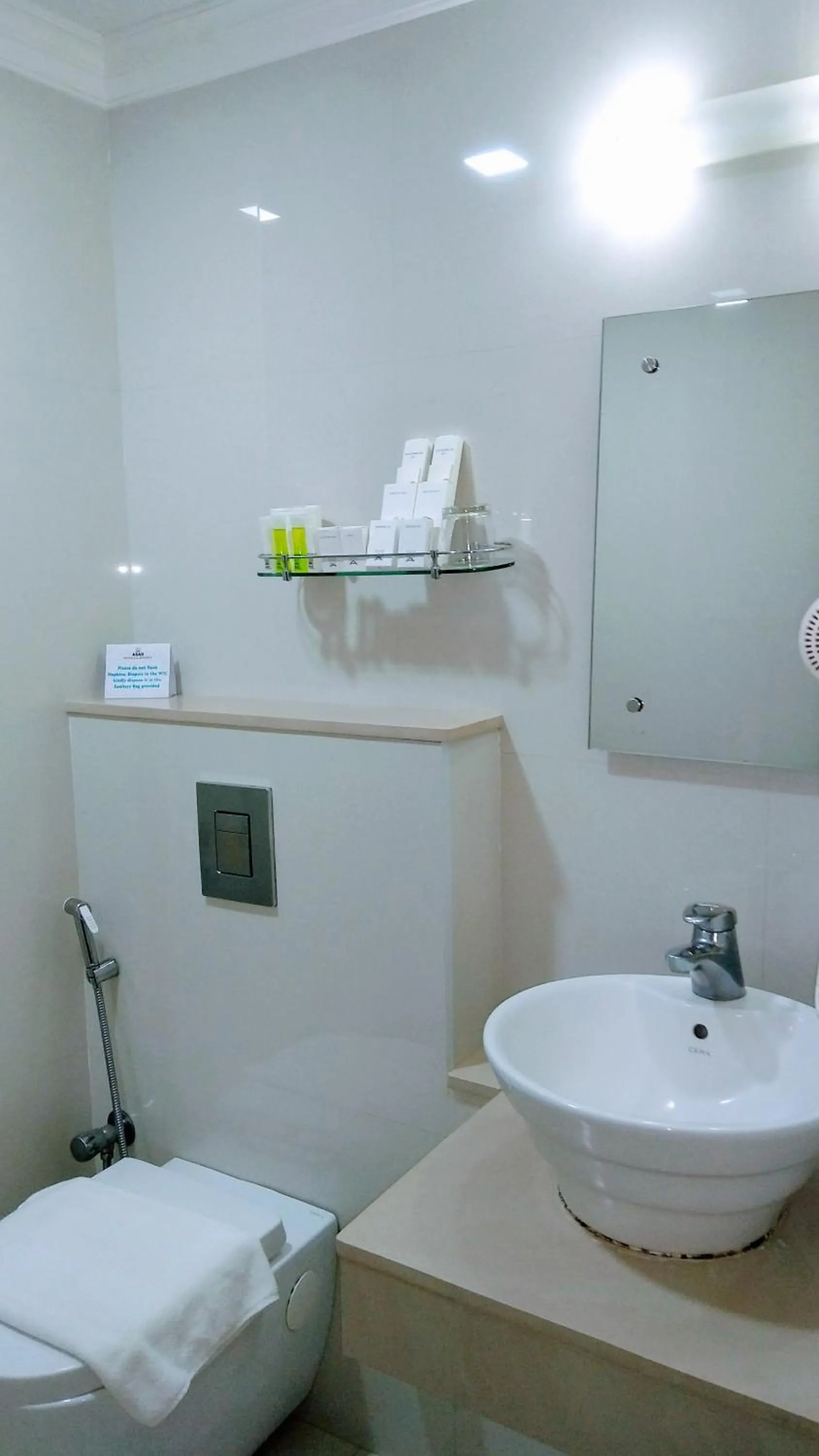 Bathroom in Abad Green Forest Thekkady