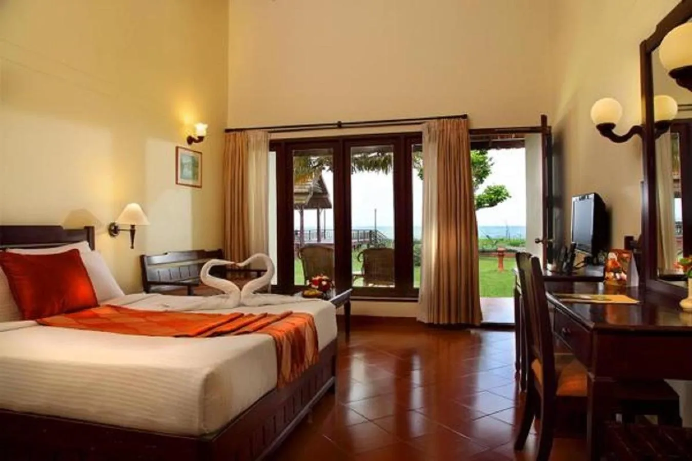 Photo of the whole room, Bed in Abad Whispering Palms