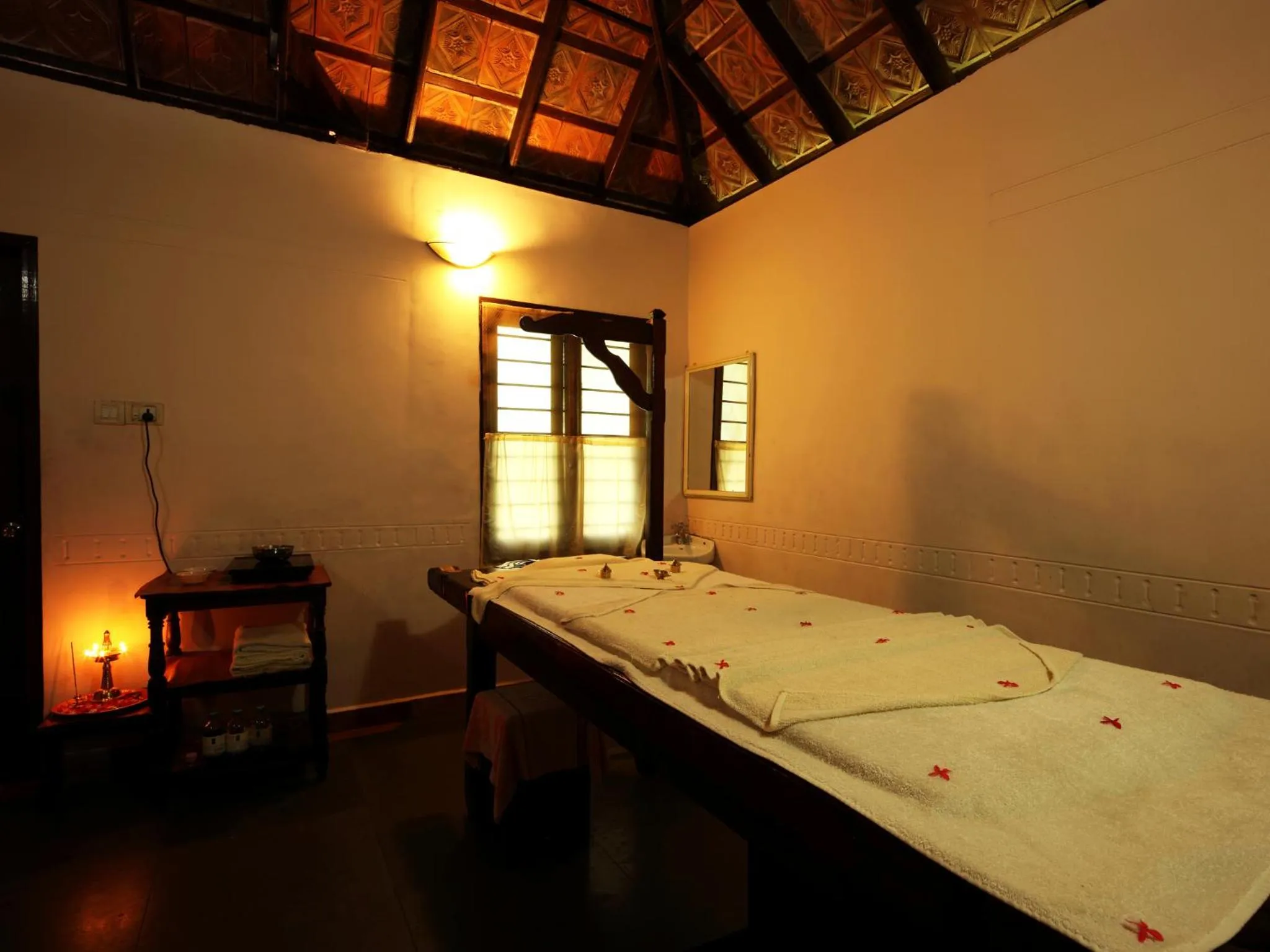 Spa and wellness centre/facilities, Bed in Abad Whispering Palms