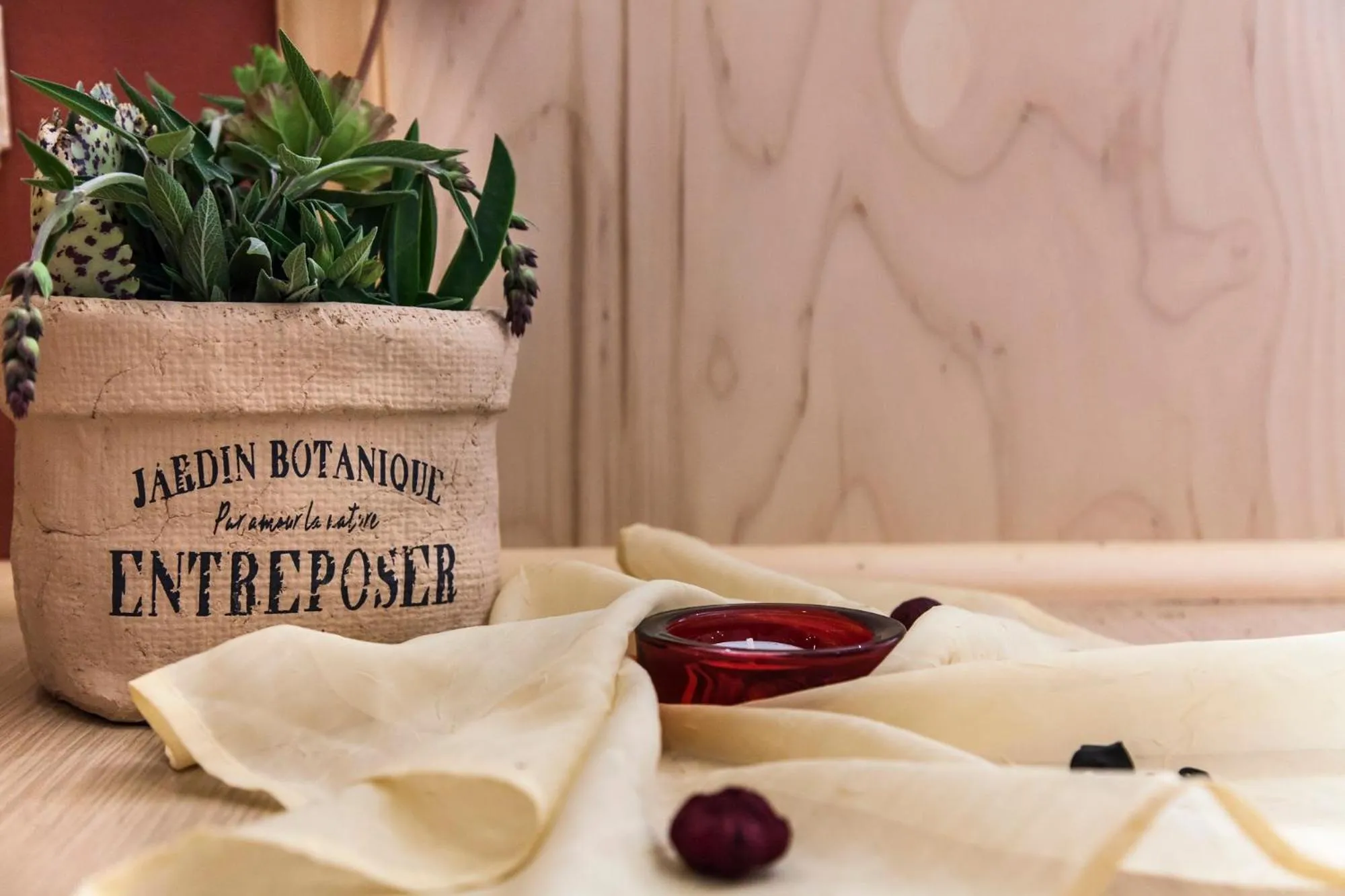 Other in Estate Kares