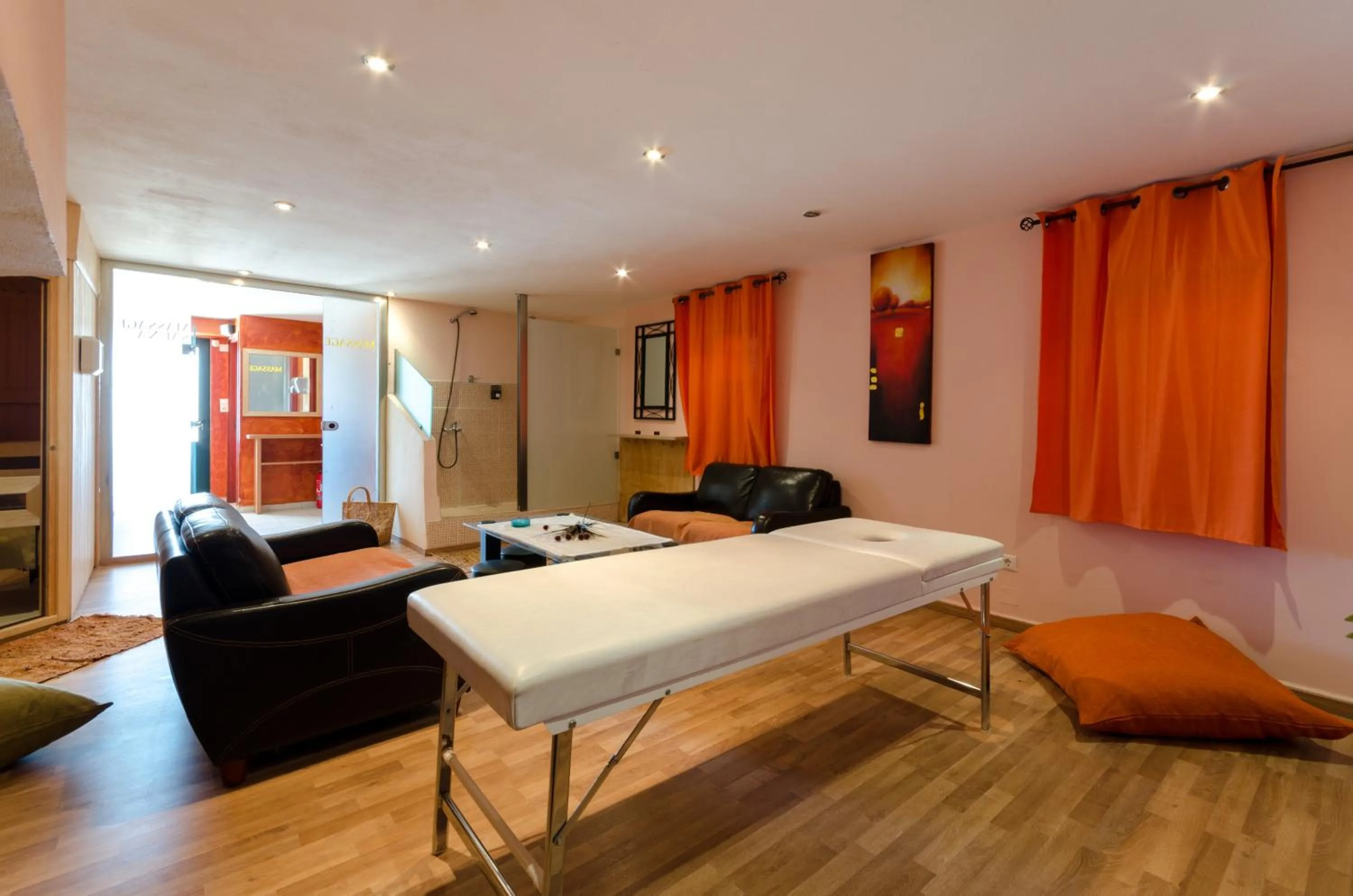 Massage in Estate Kares