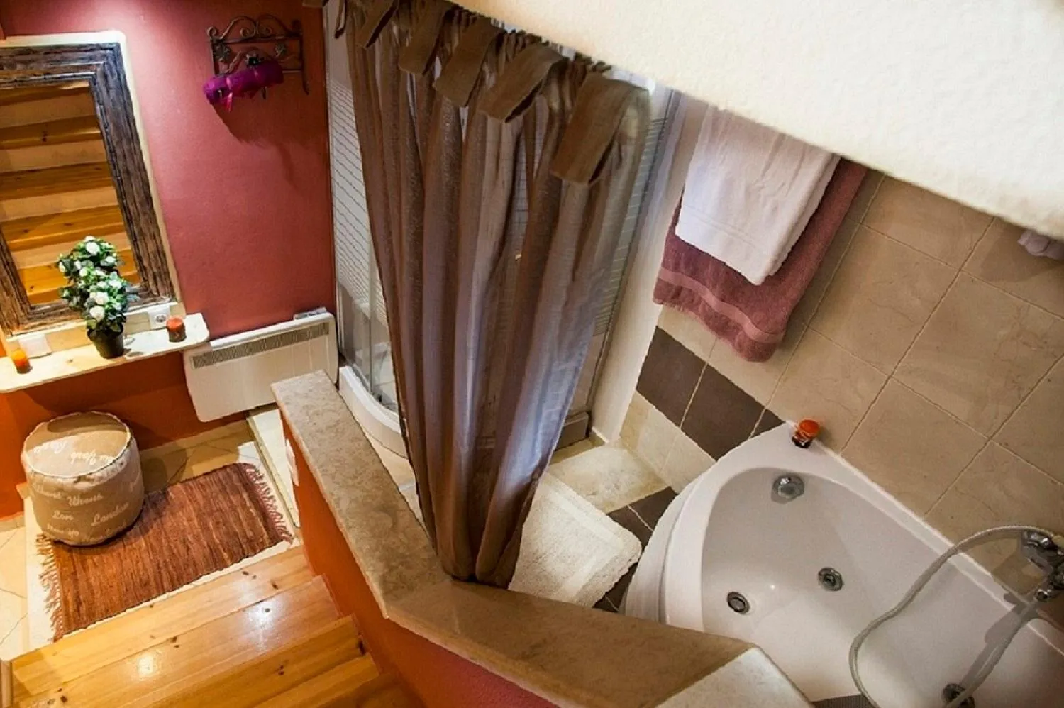 Shower in Estate Kares