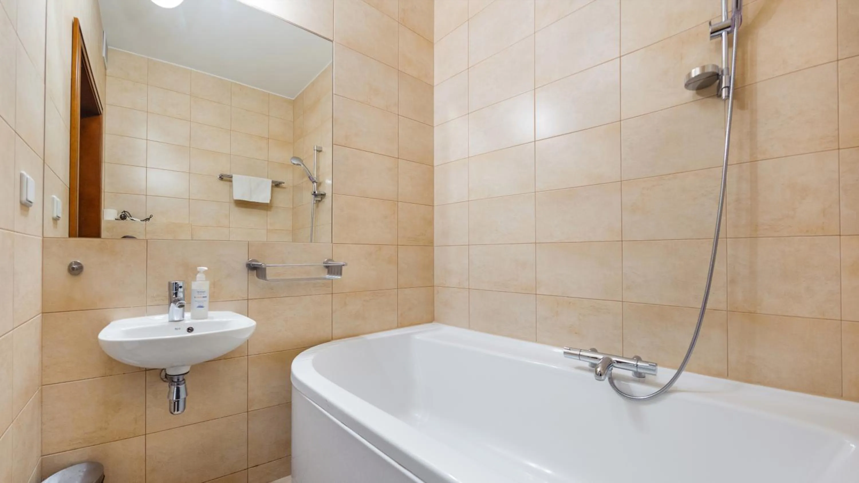 Bathroom in Plaża I, Sun & Snow