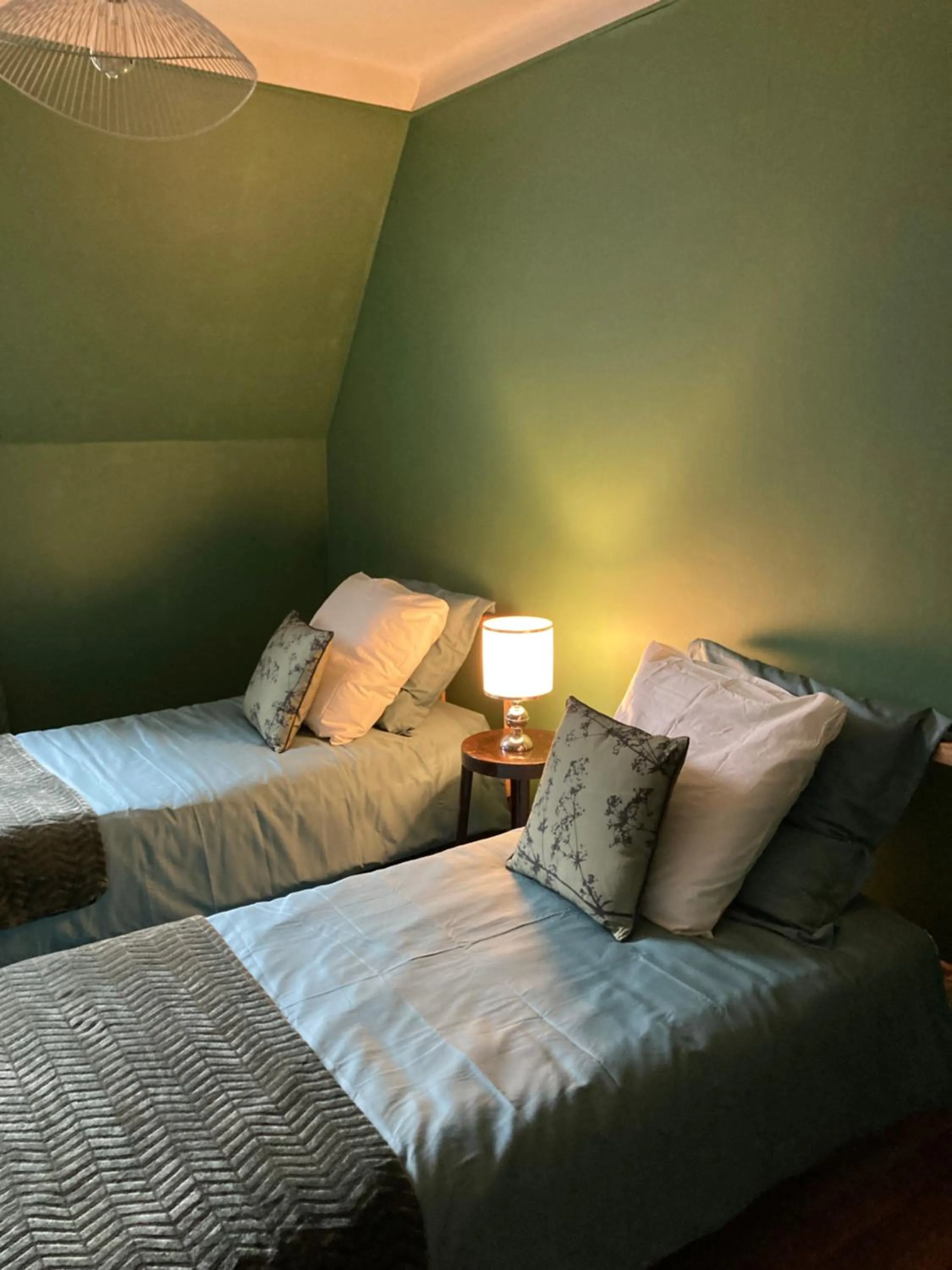 Bed in Le Pigeonnier, maison d'hôtes et Spa