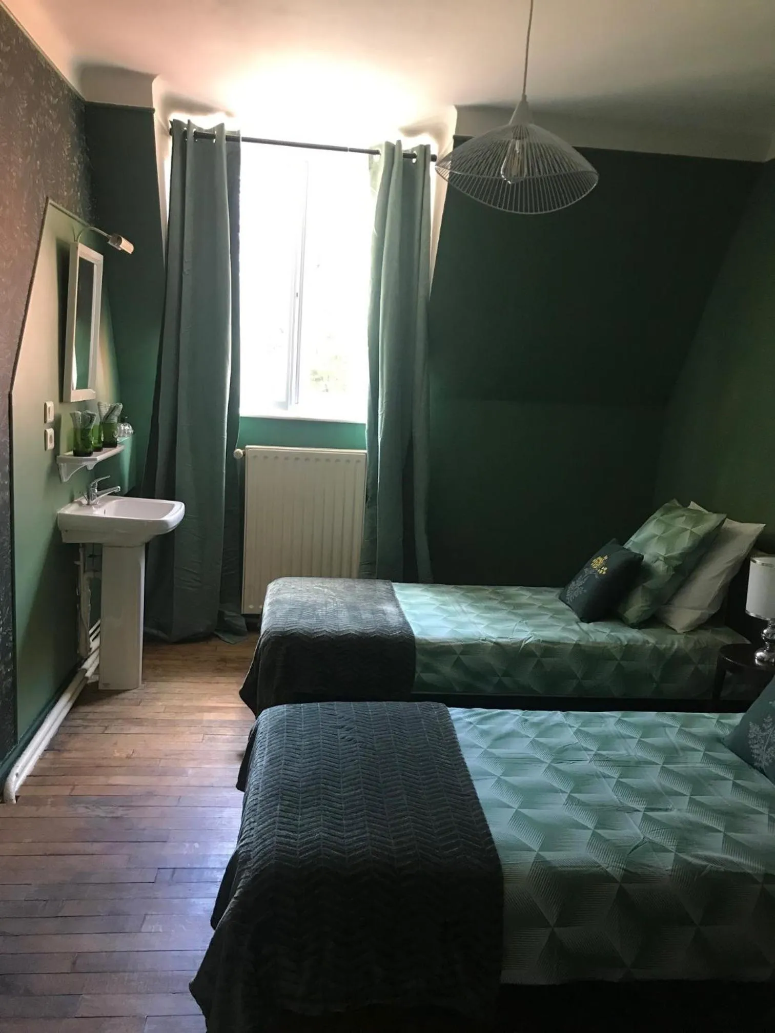 Bed in Le Pigeonnier, maison d'hôtes et Spa