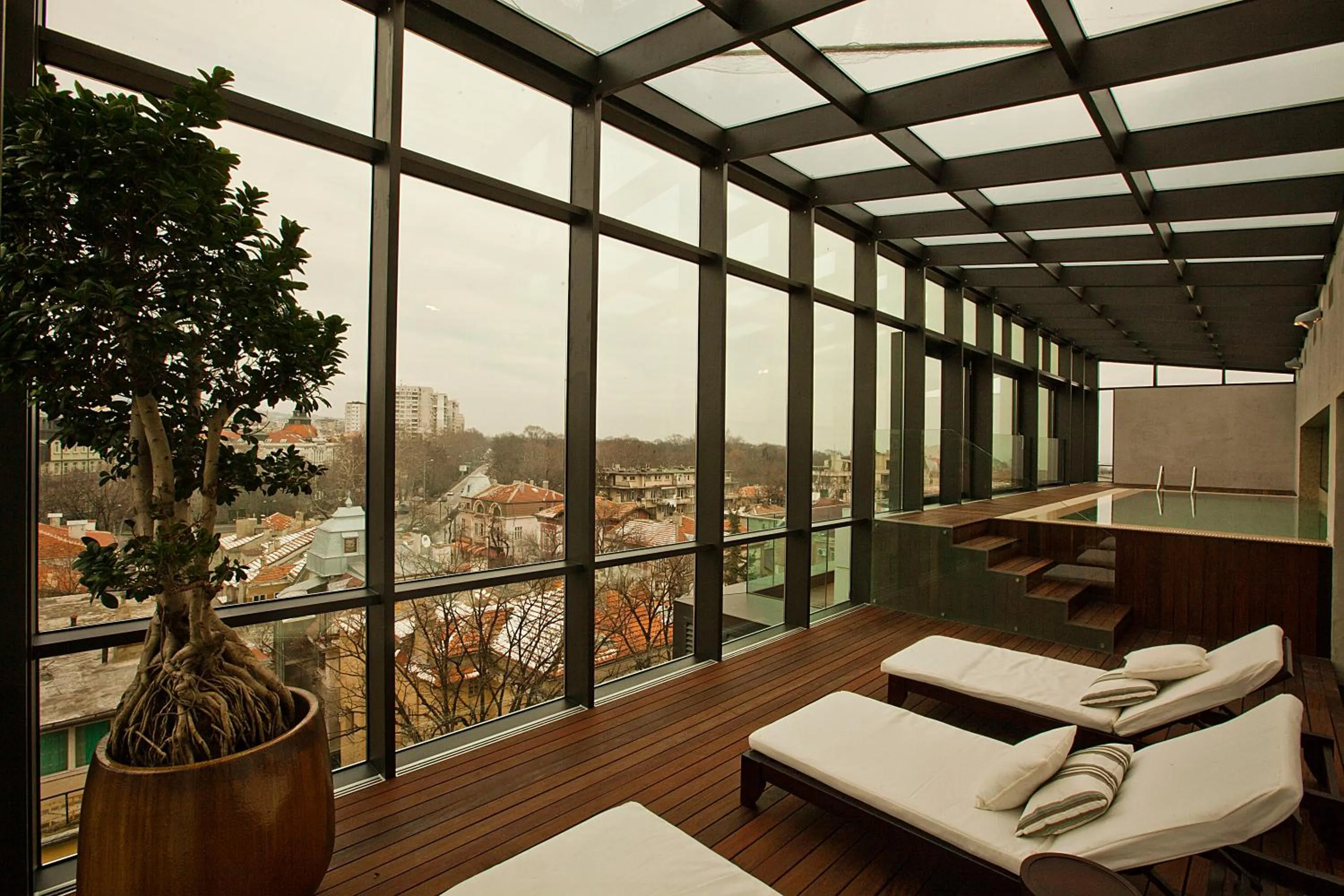 Swimming pool in Graffit Gallery Design Hotel