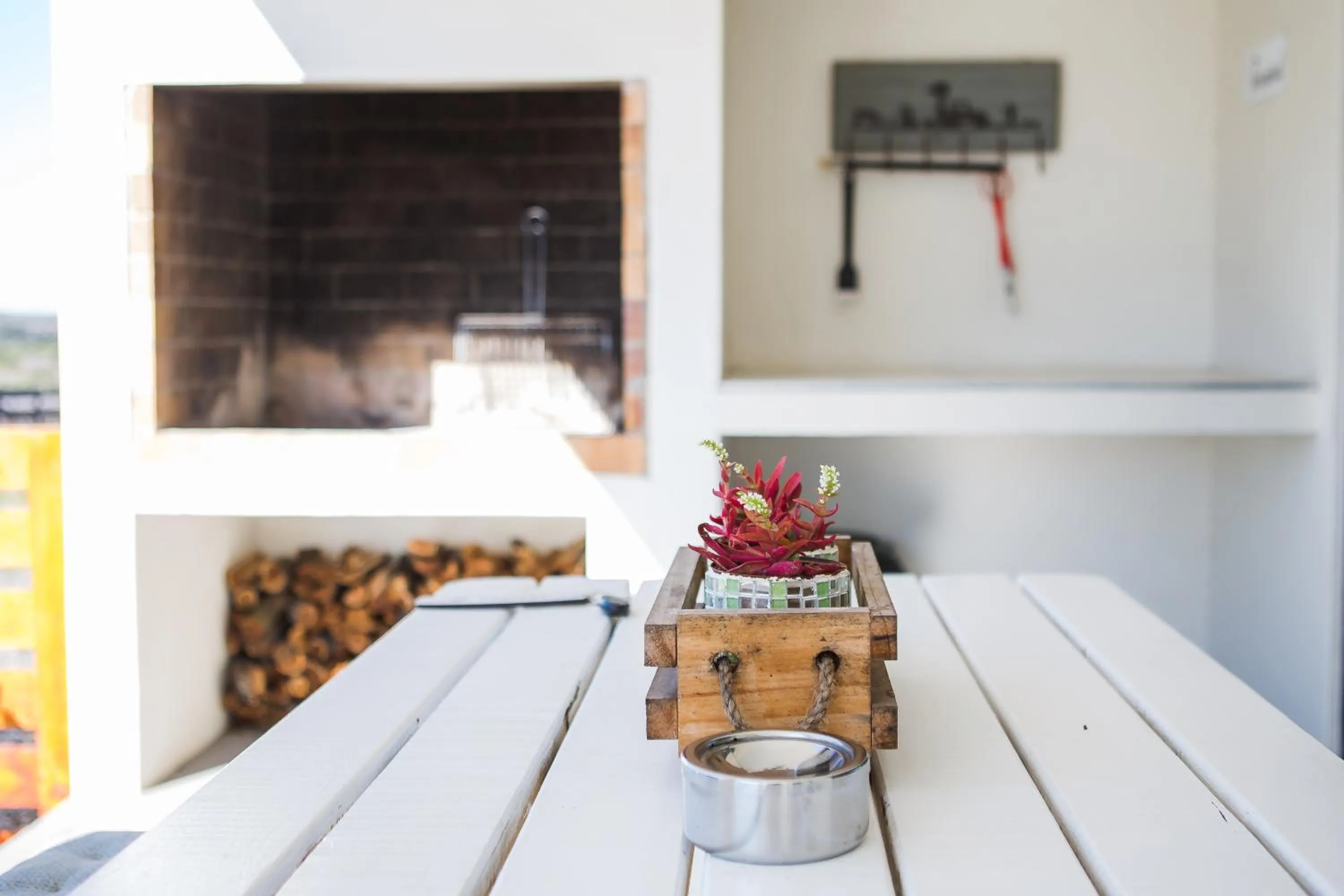 BBQ facilities in Three Feathers Cottages