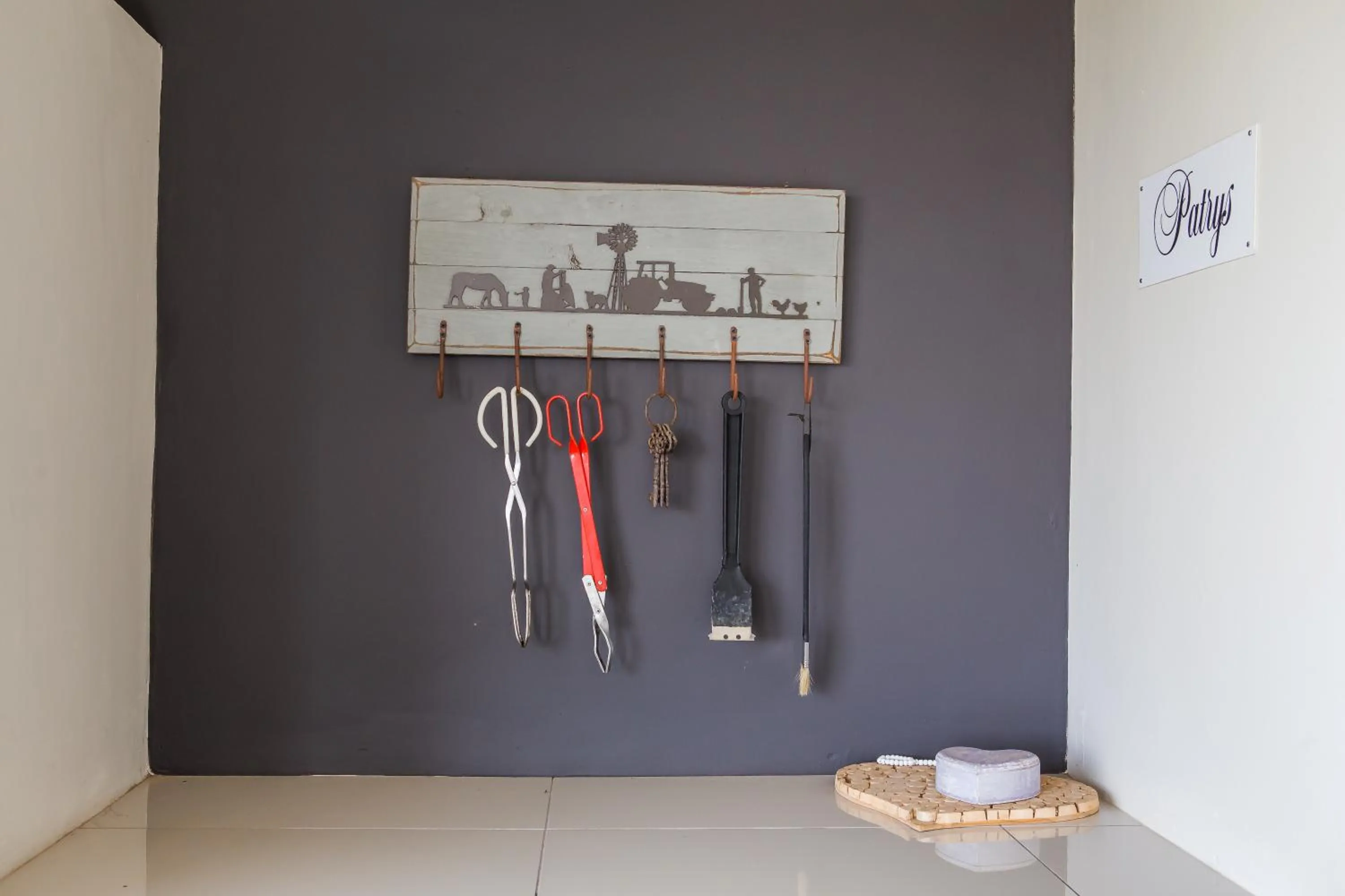 BBQ facilities in Three Feathers Cottages