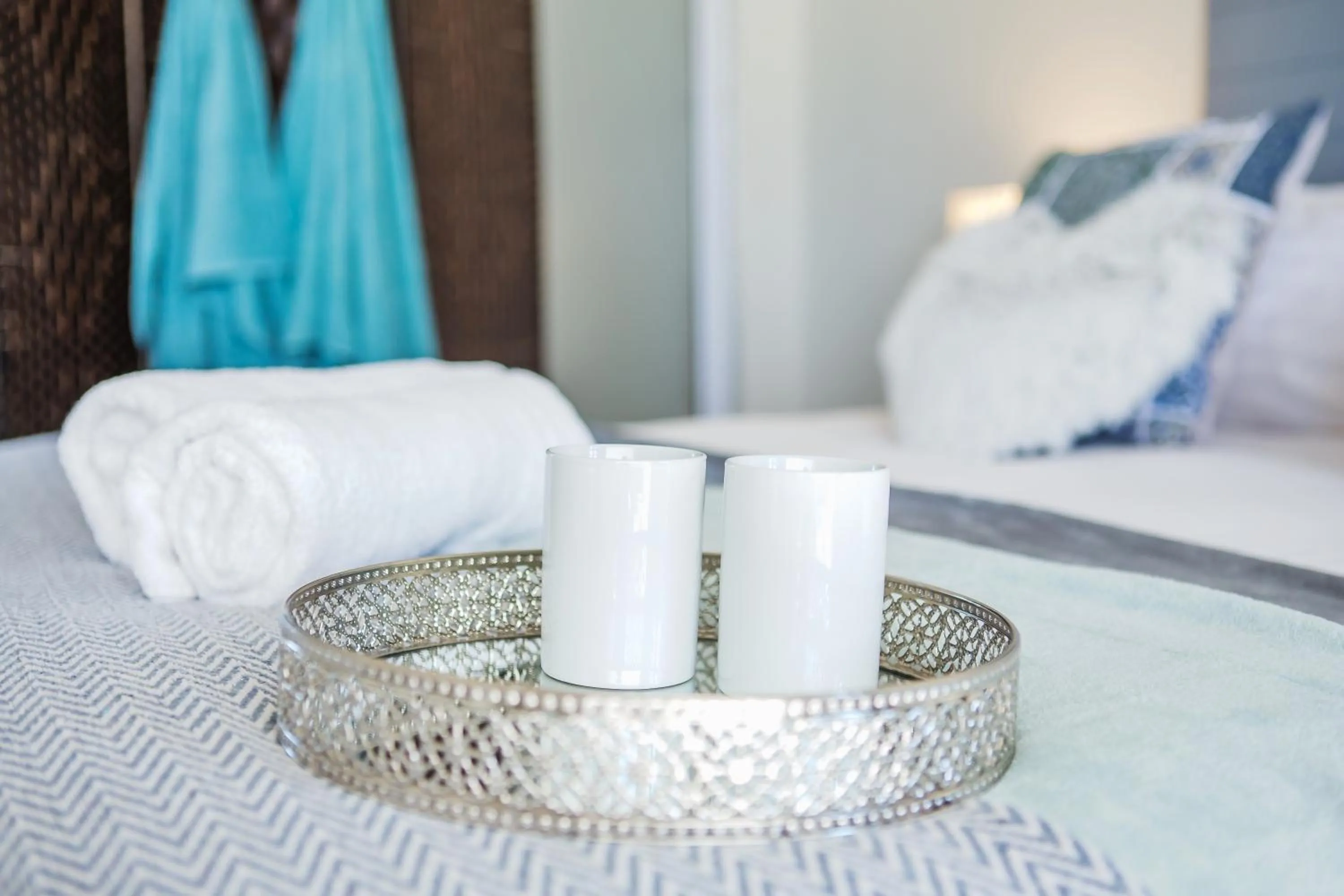 Bed in Three Feathers Cottages