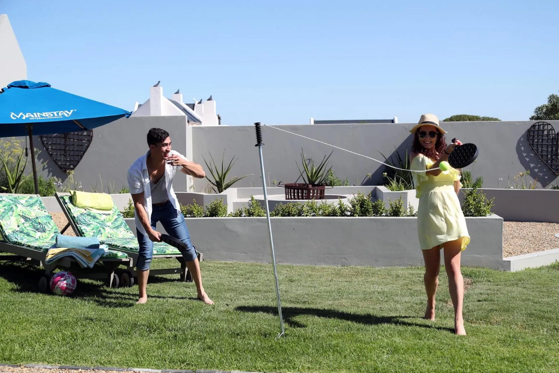 Garden view in Three Feathers Cottages