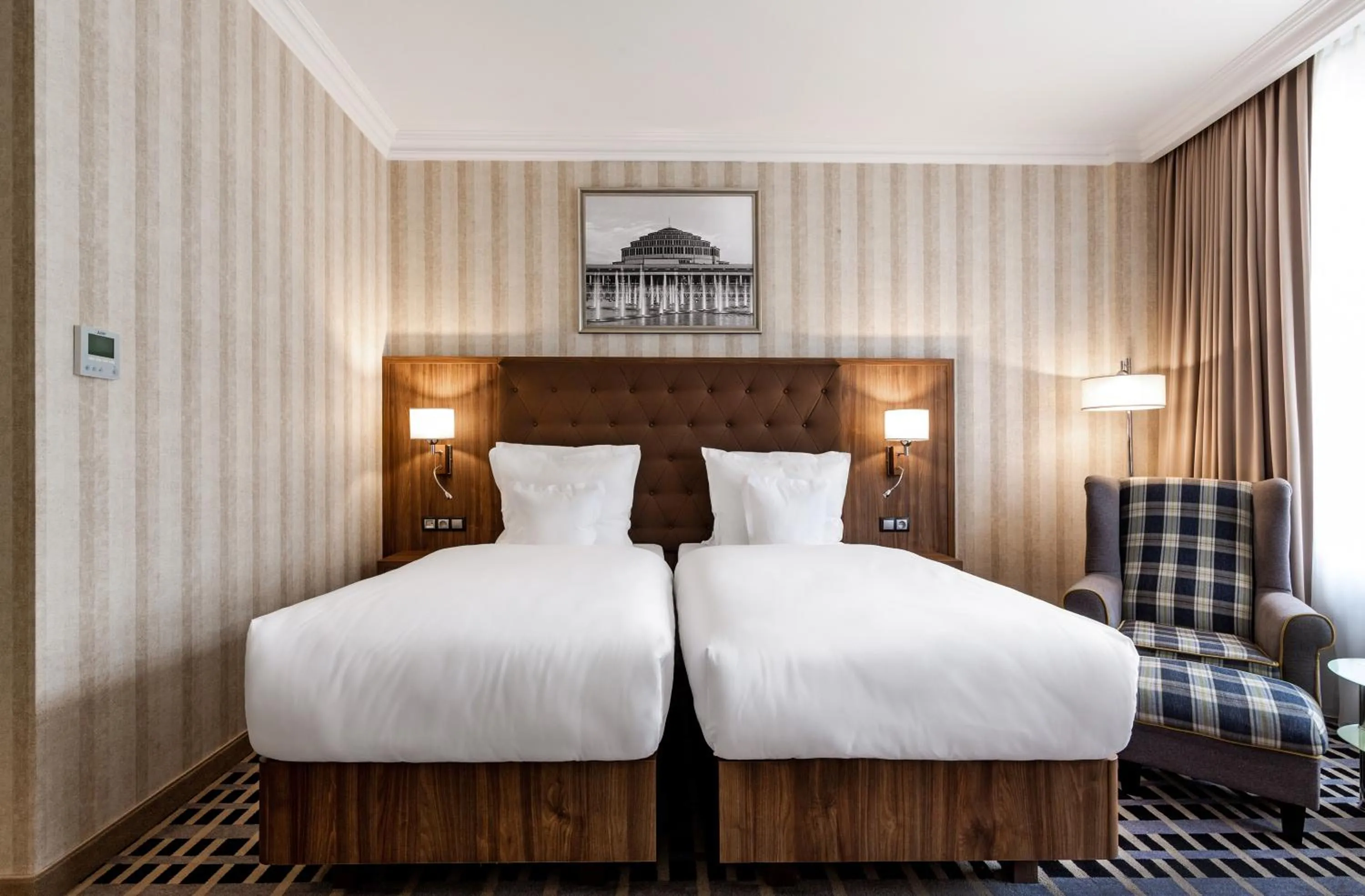 Bed in Hotel Grand City Wrocław