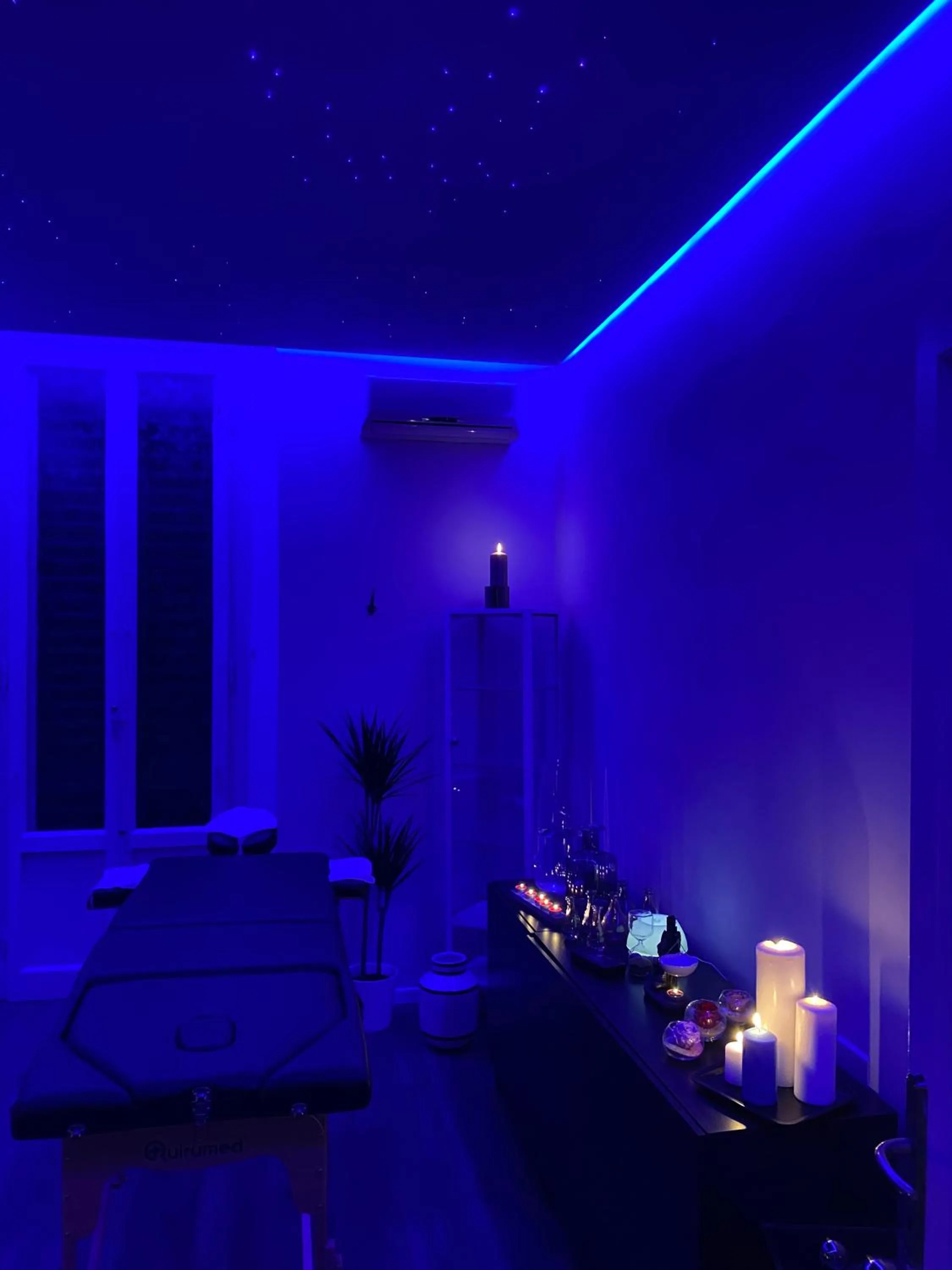 Massage, Bed in Relais Stibbert Florence