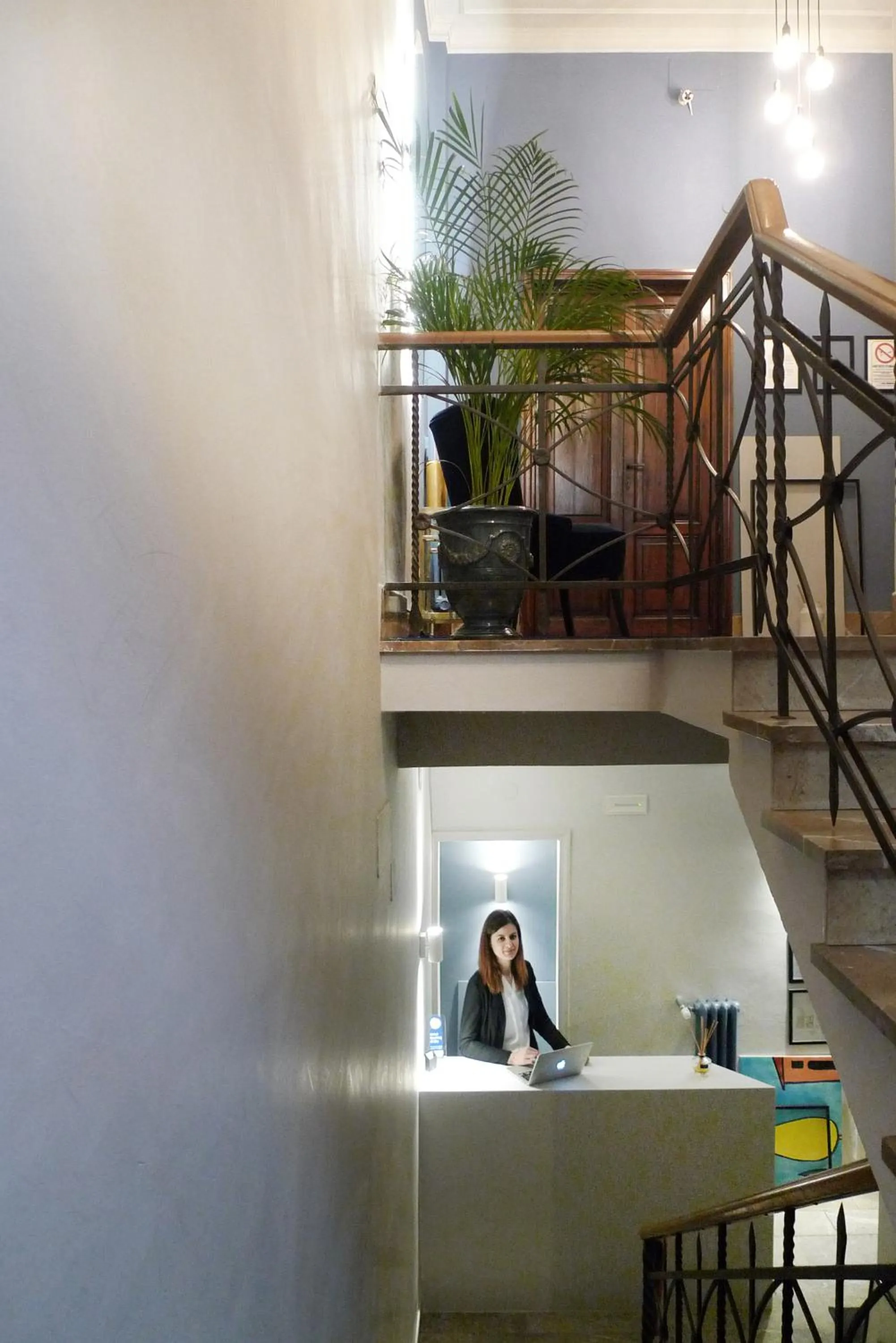 Staff in Relais Stibbert Florence