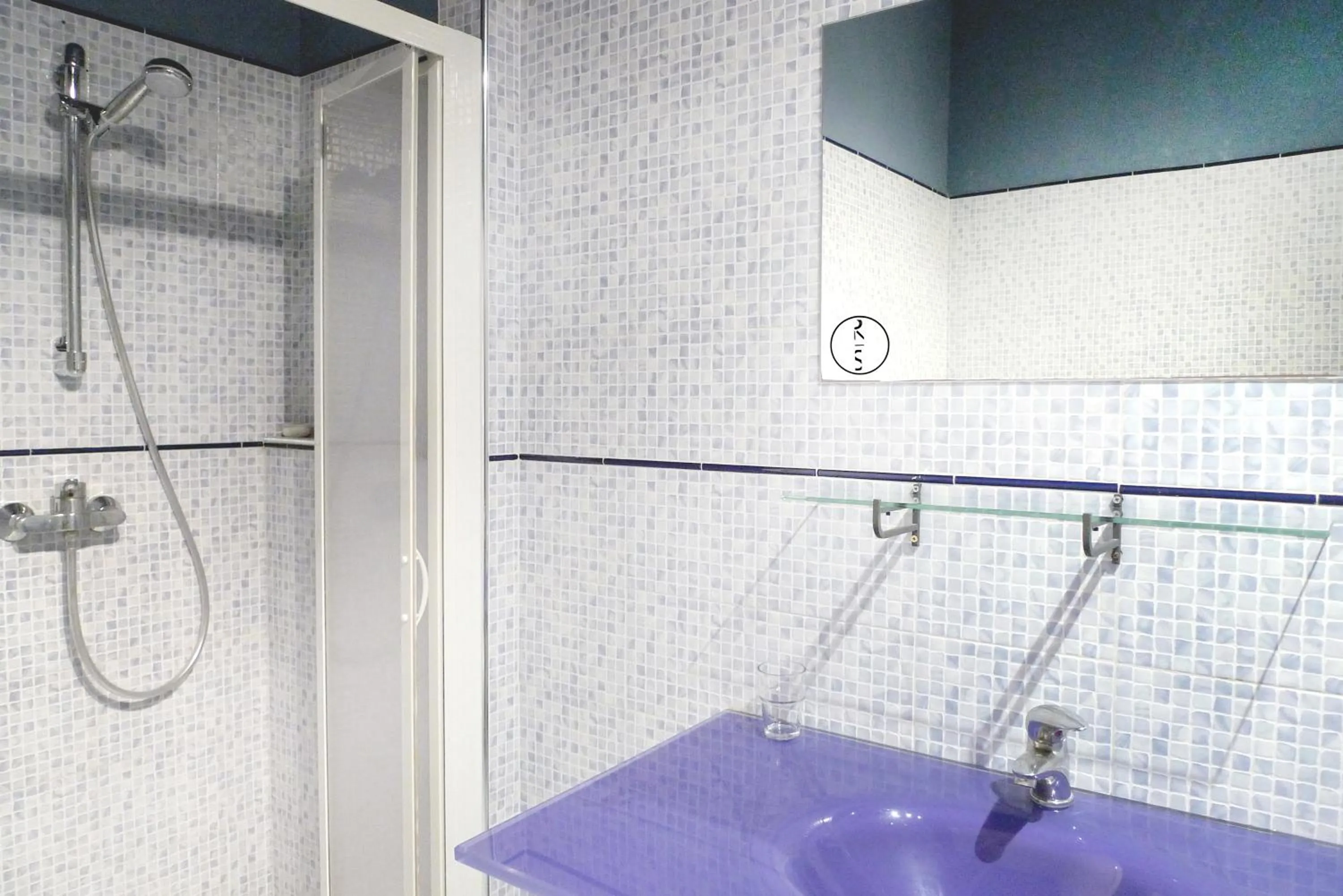 Shower in Relais Stibbert Florence