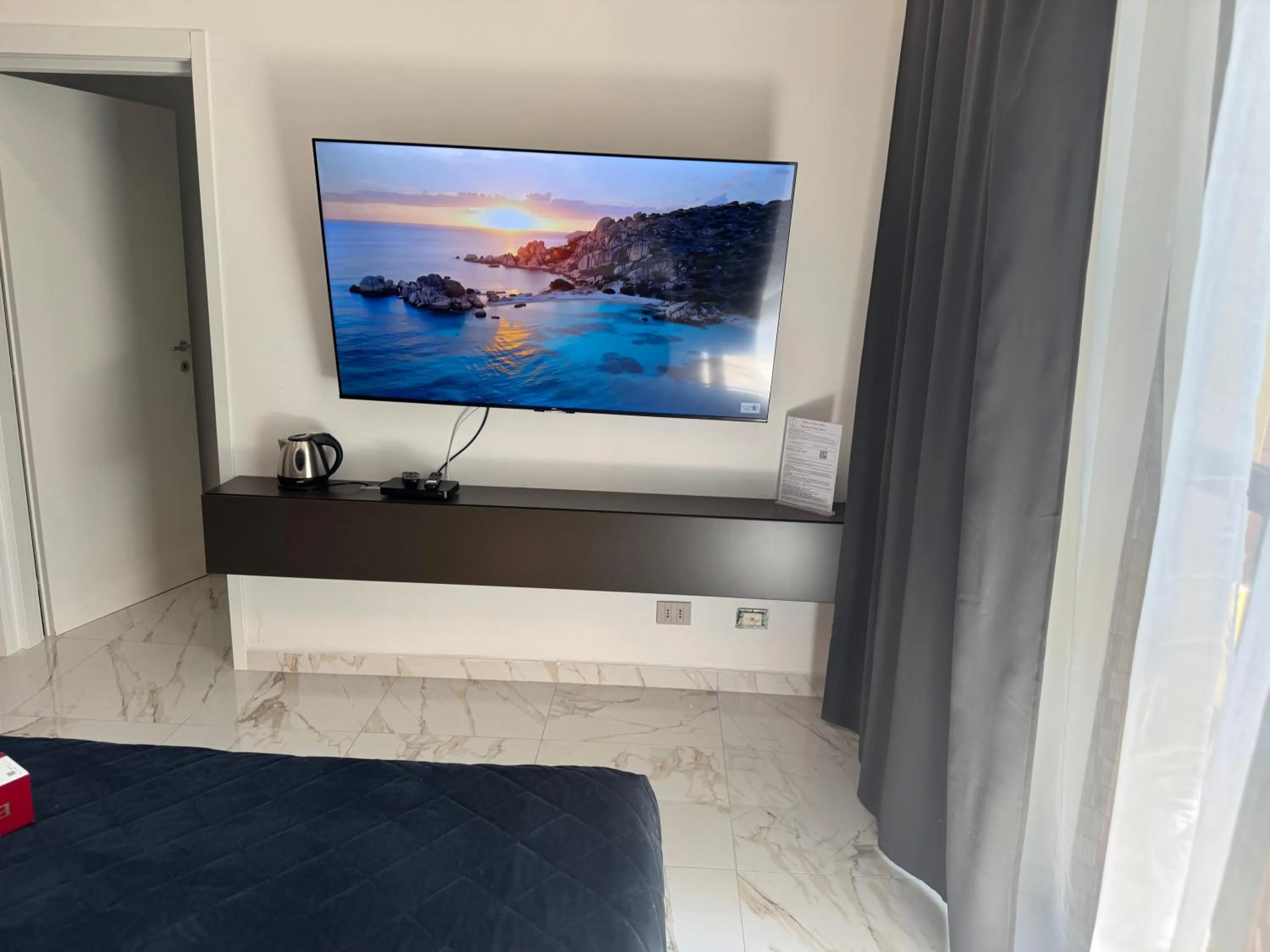 TV and multimedia in Relais Stibbert Florence