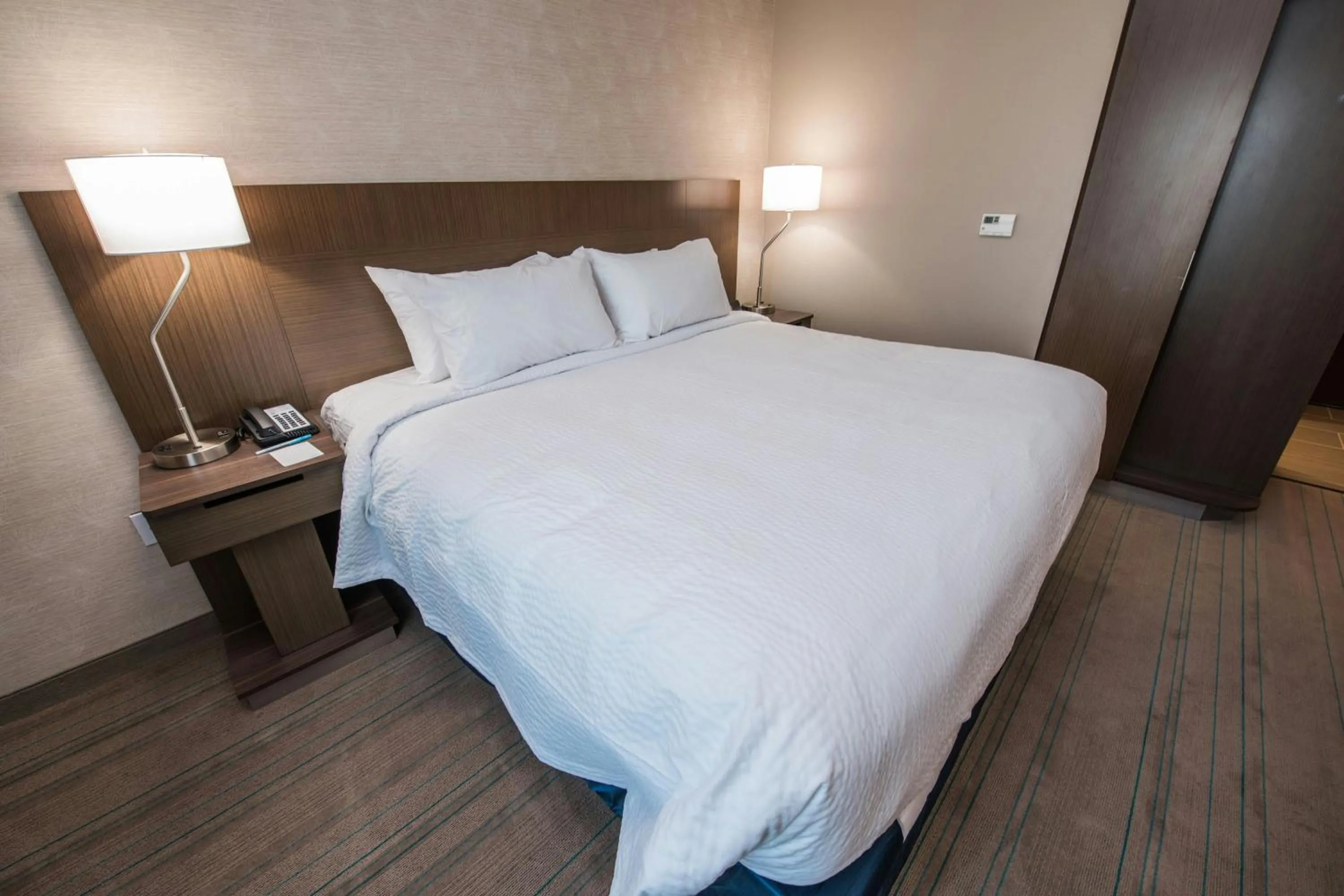 Bedroom, Bed in Fairfield Inn & Suites by Marriott Huntsville