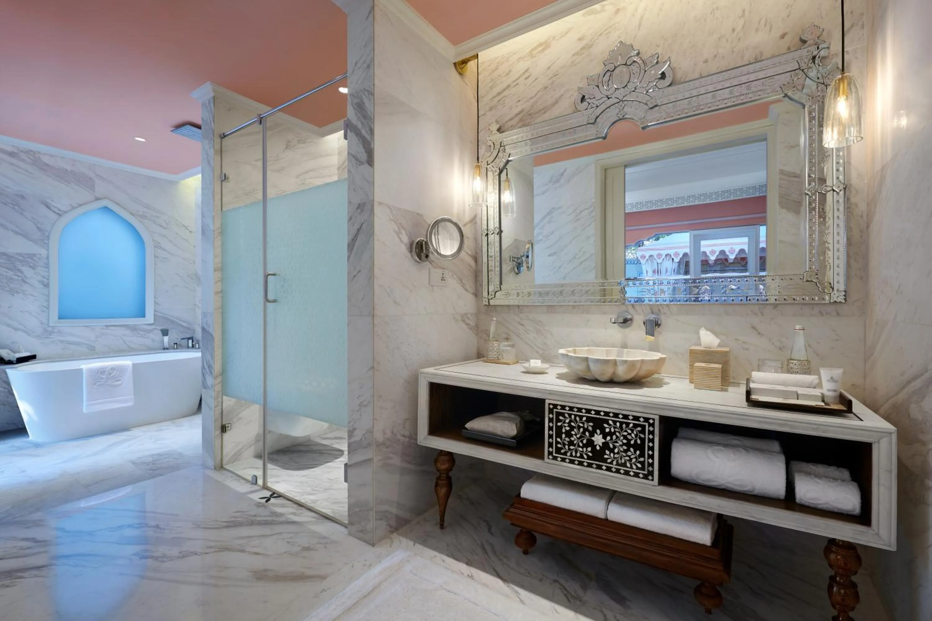 Bathroom in The Leela Palace Jaipur