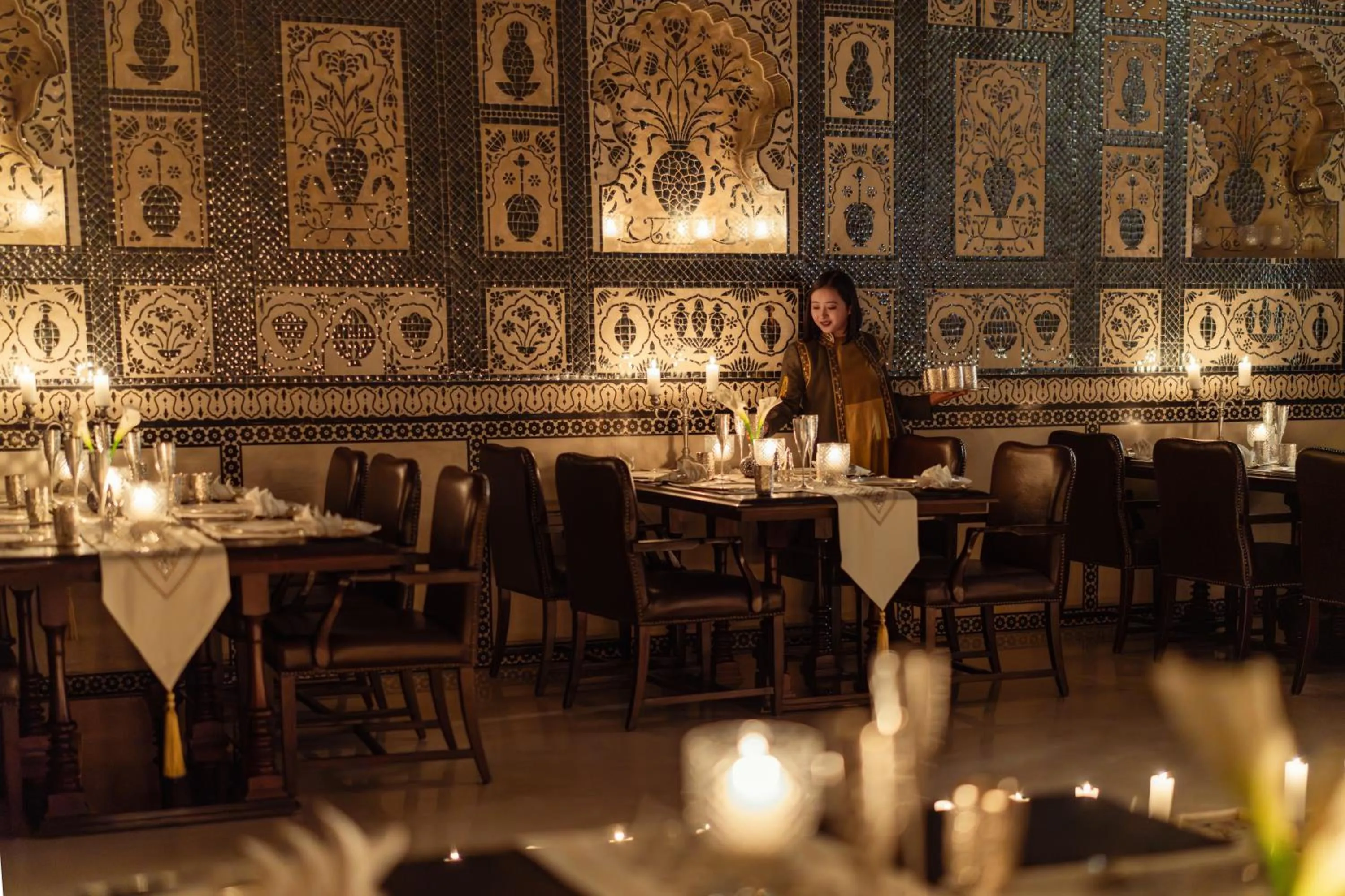 Restaurant/places to eat in The Leela Palace Jaipur