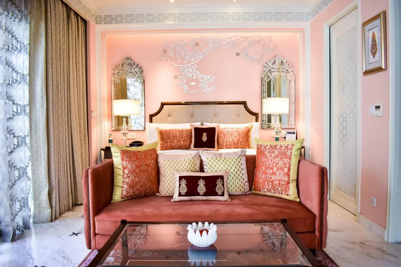 View (from property/room), Bed in The Leela Palace Jaipur