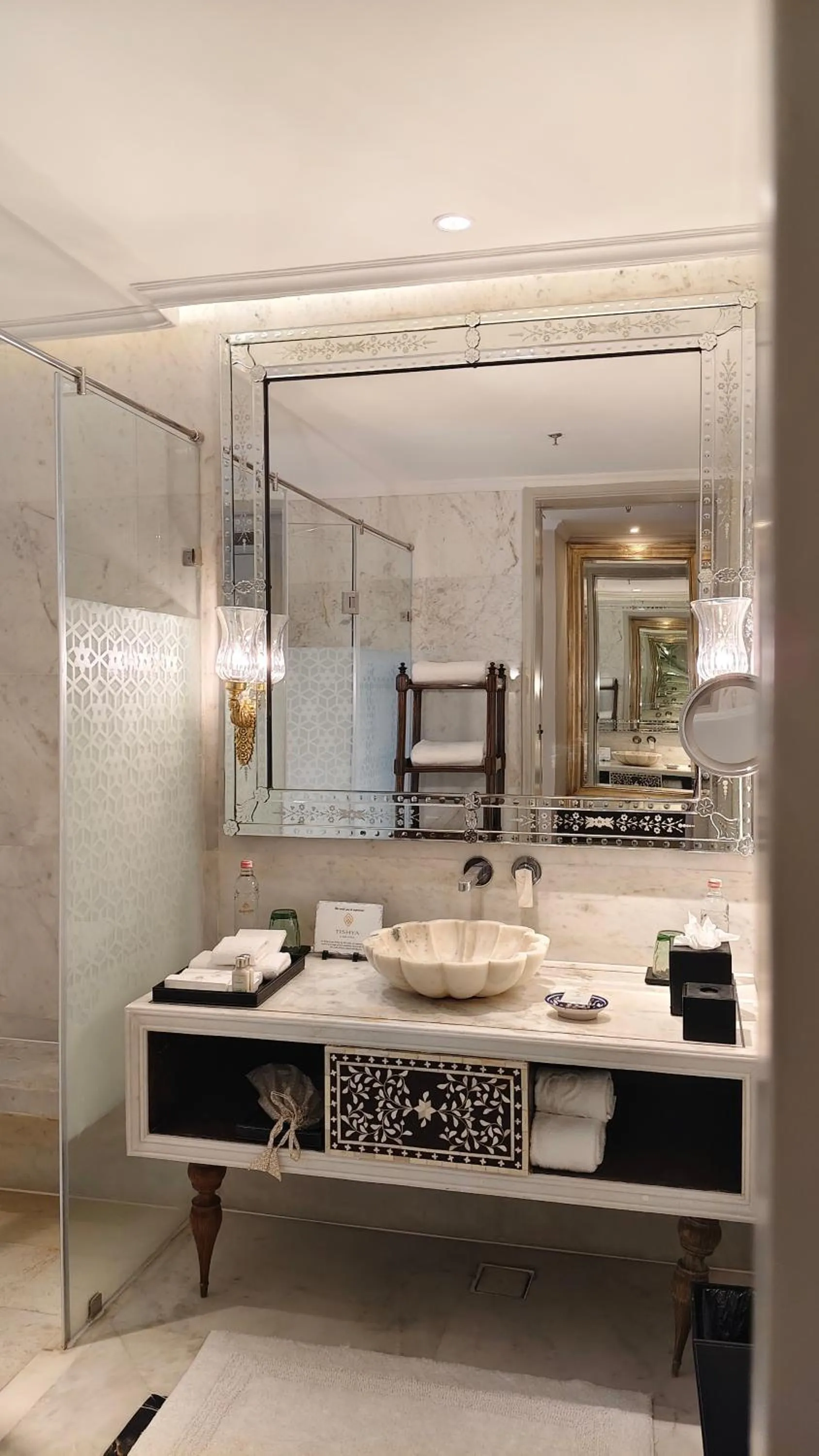 Bathroom in The Leela Palace Jaipur