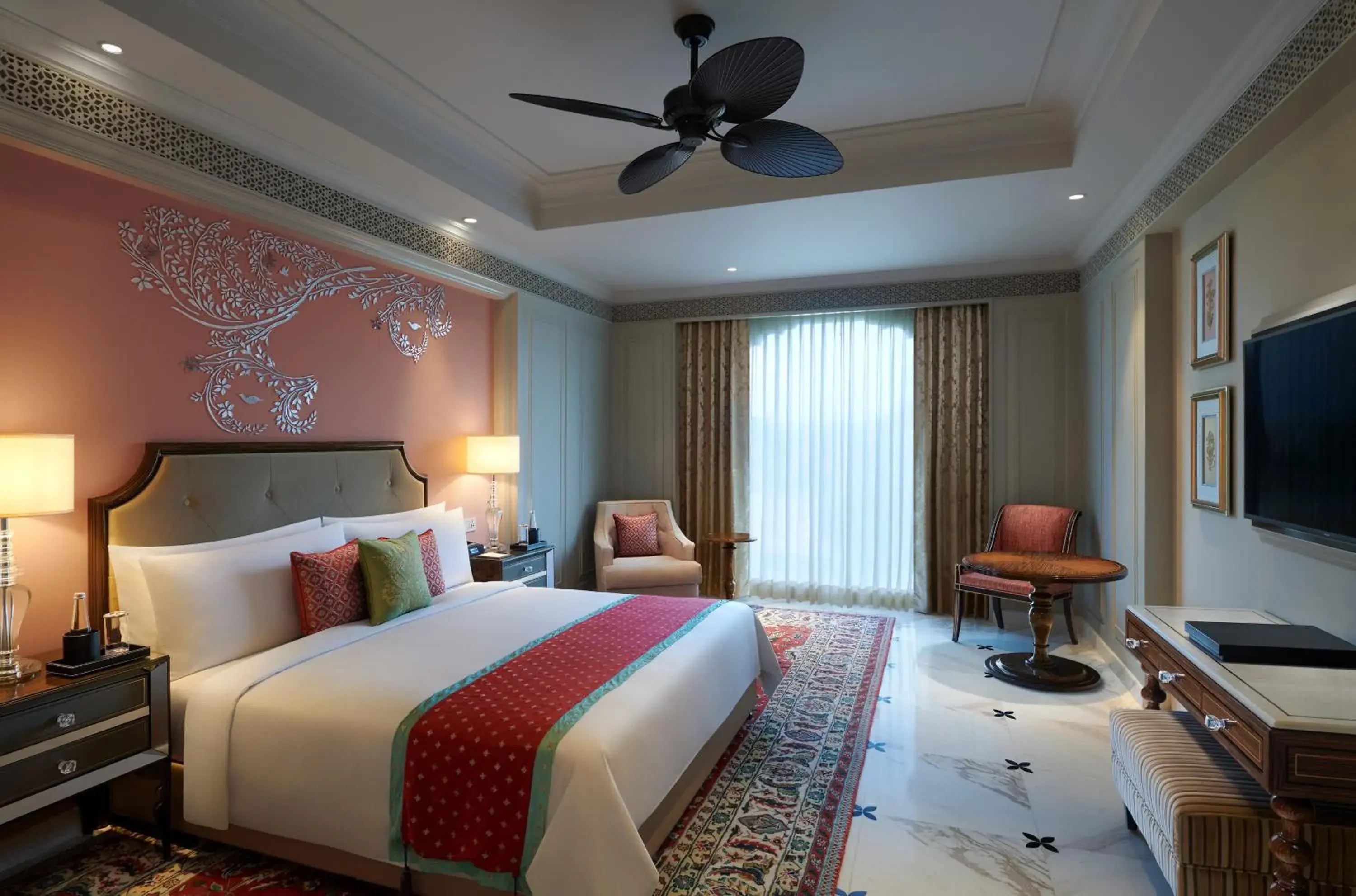 King Room in The Leela Palace Jaipur King Room in The Leela Palace Jaipur