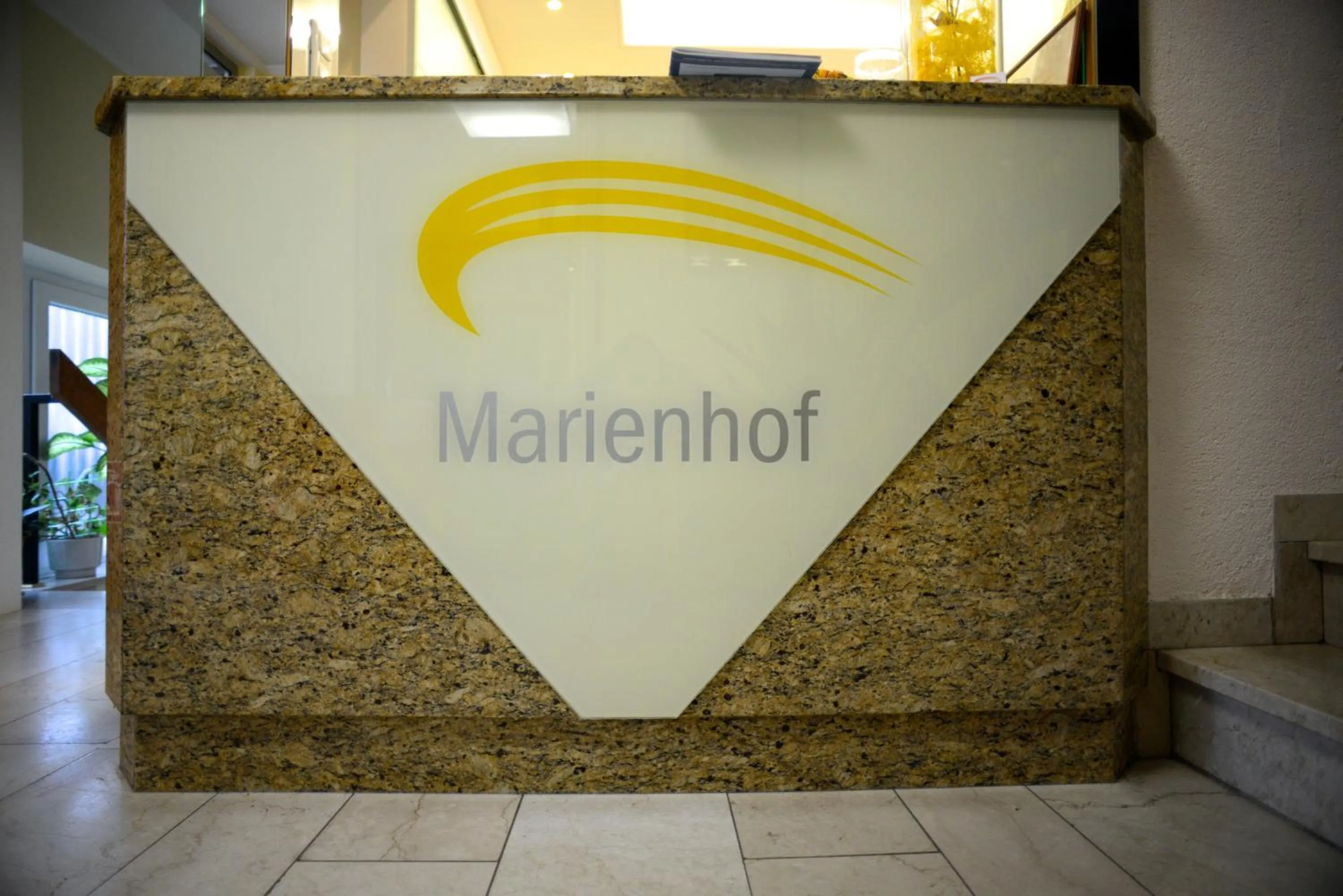 Lobby or reception in Hotel Marienhof Düsseldorf Neuss