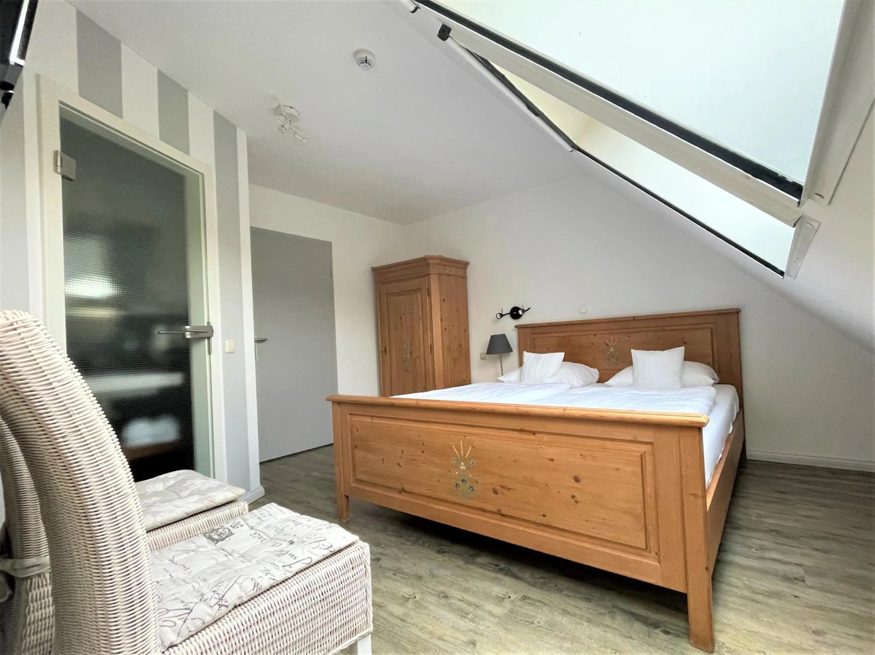 Photo of the whole room, Bed in Hotel Wasserschloss Mellenthin