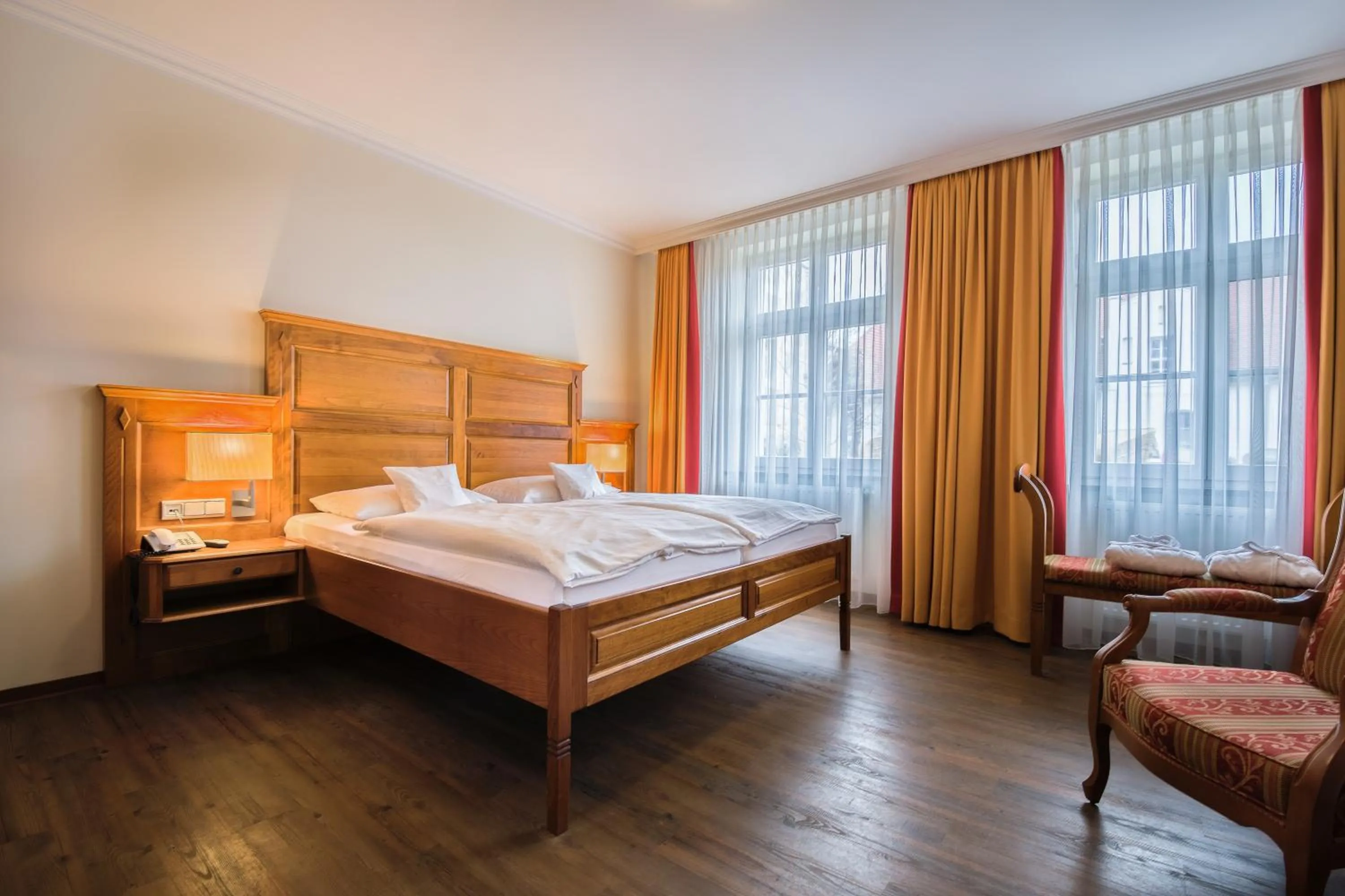 Photo of the whole room, Bed in Hotel Wasserschloss Mellenthin