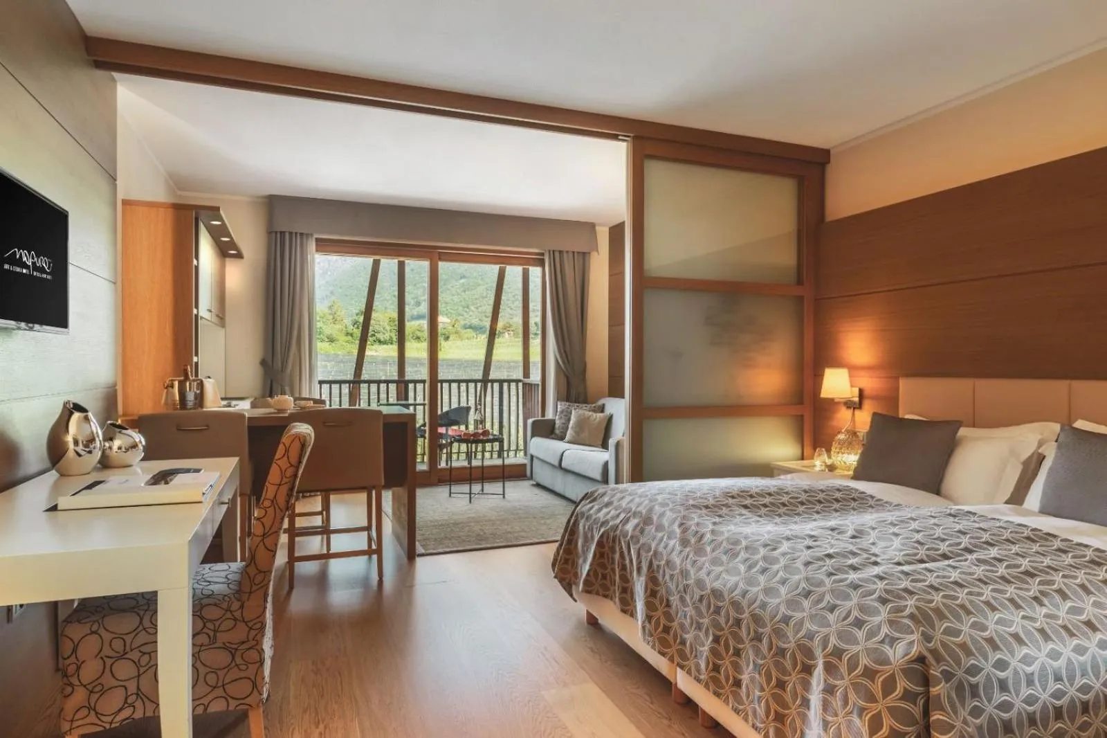 Photo of the whole room, Bed in Art & Design Hotel Napura