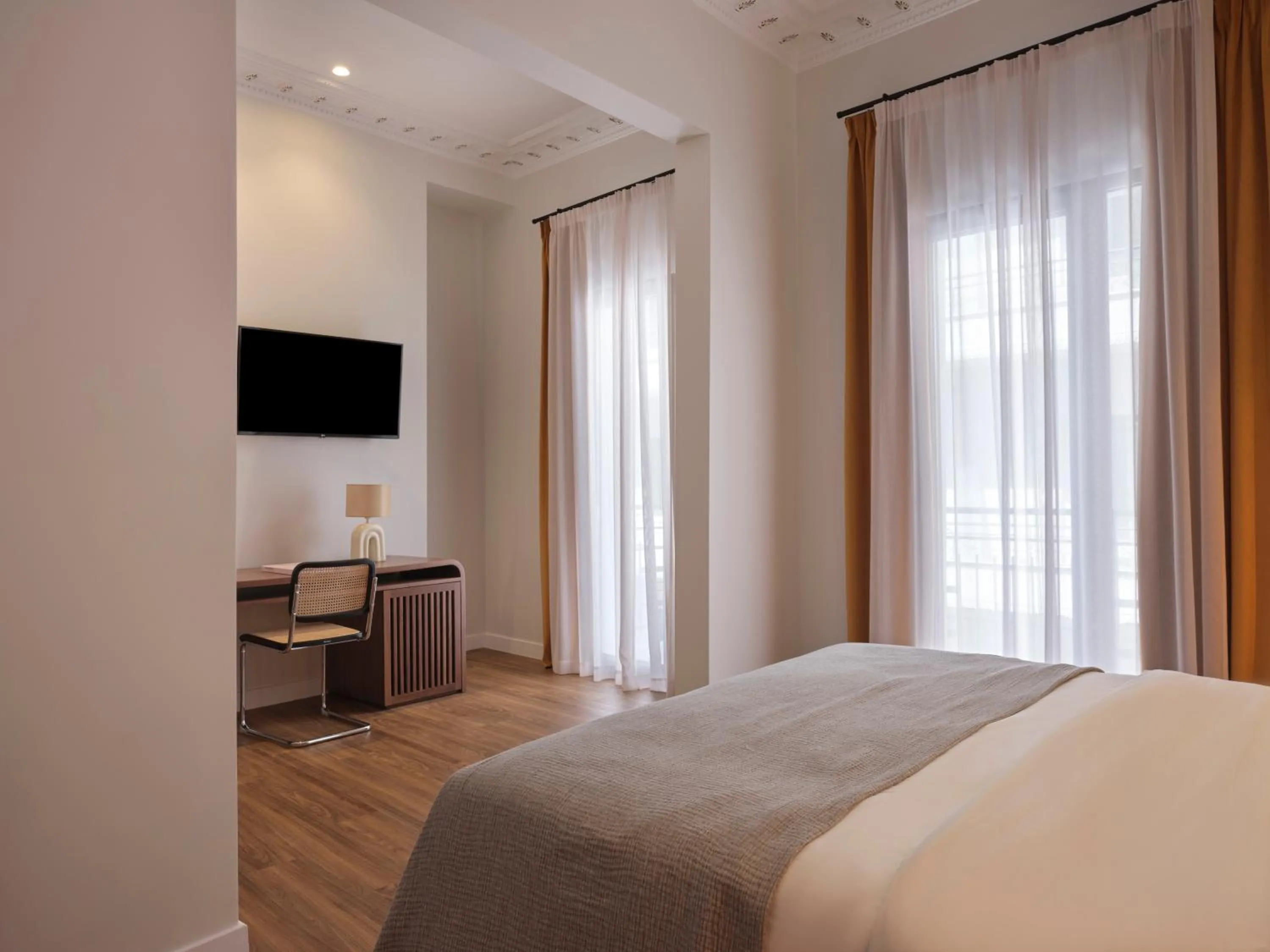 Bed in Astikon House