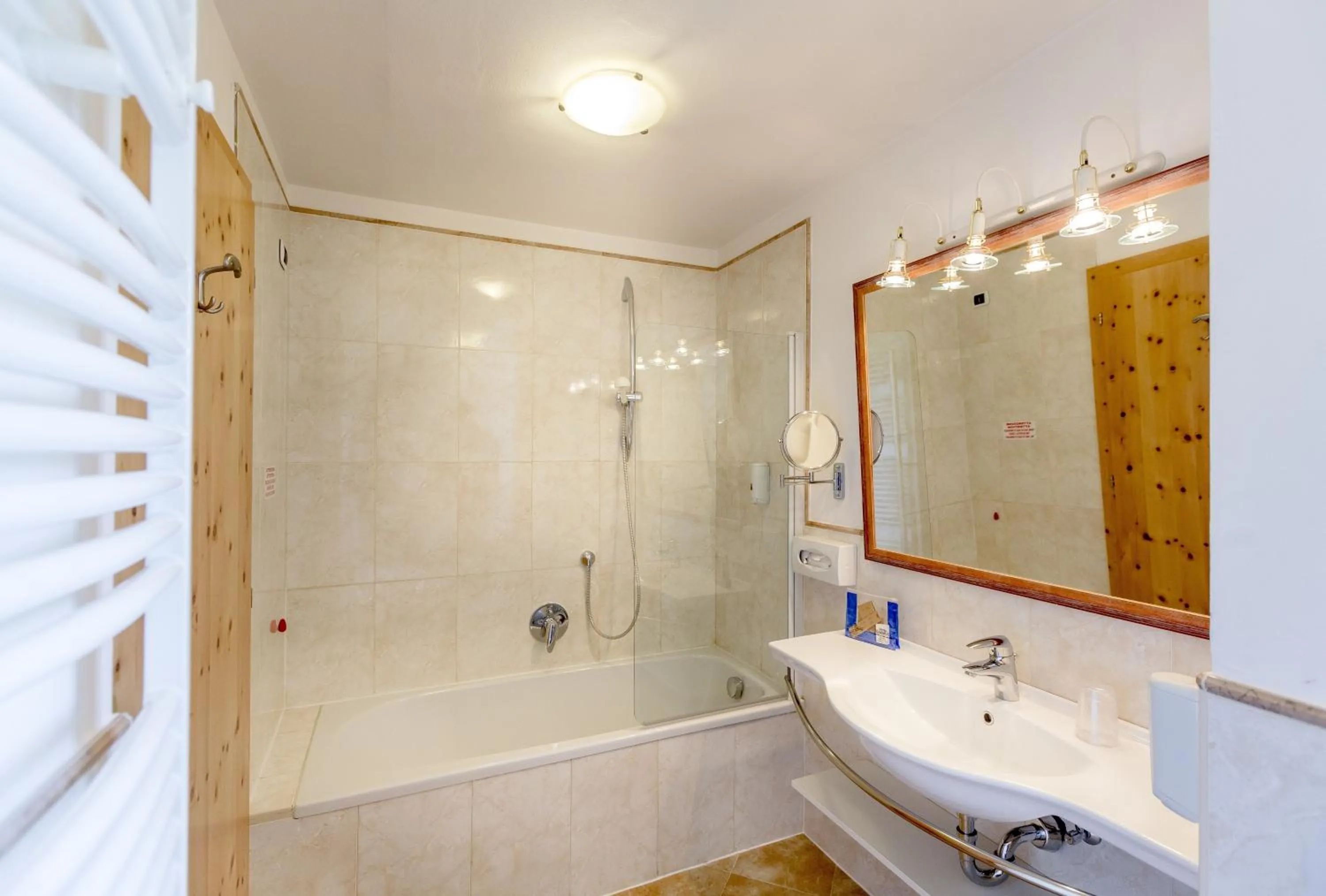 Shower in Diamant Spa Resort