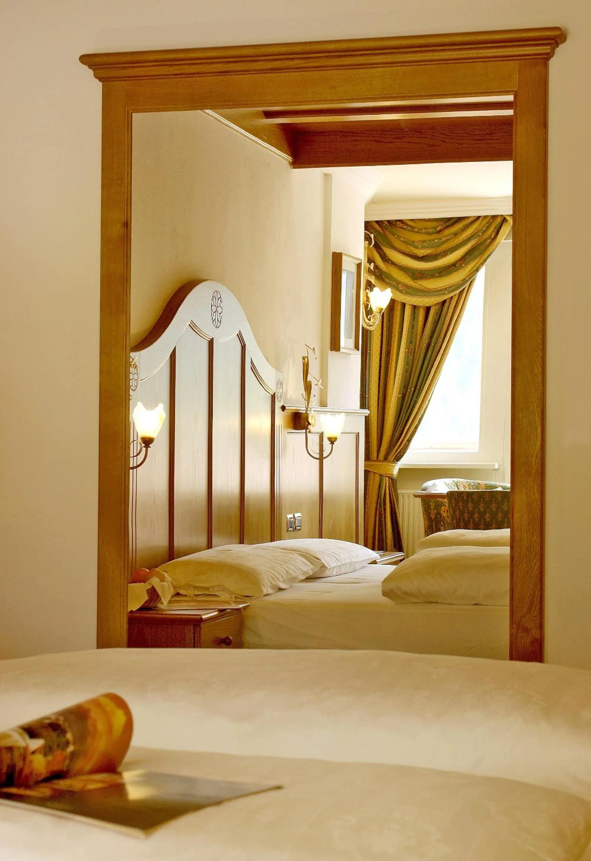 Decorative detail, Bed in Diamant Spa Resort