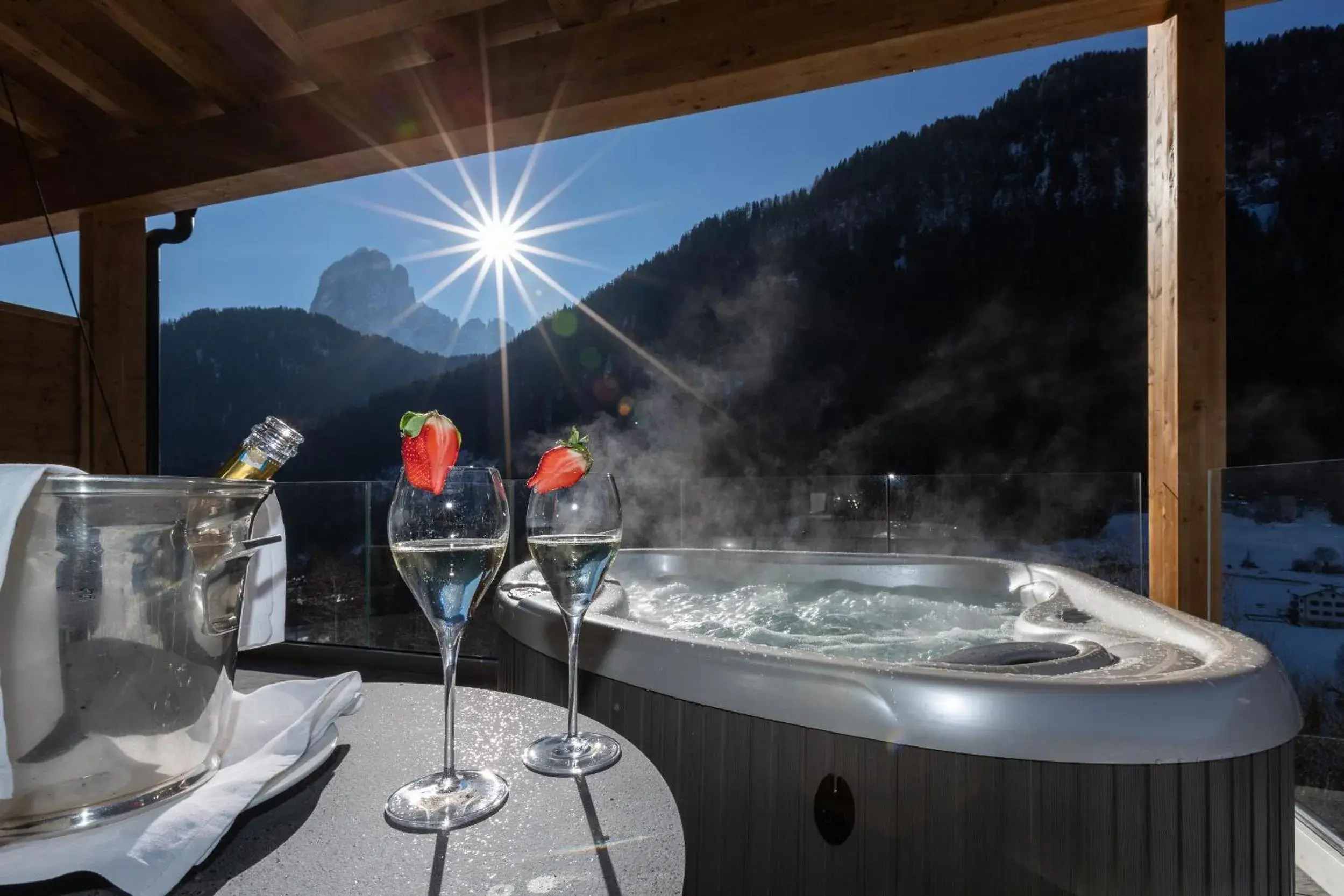 Suite with Hot Tub in Diamant Spa Resort Suite with Hot Tub in Diamant Spa Resort