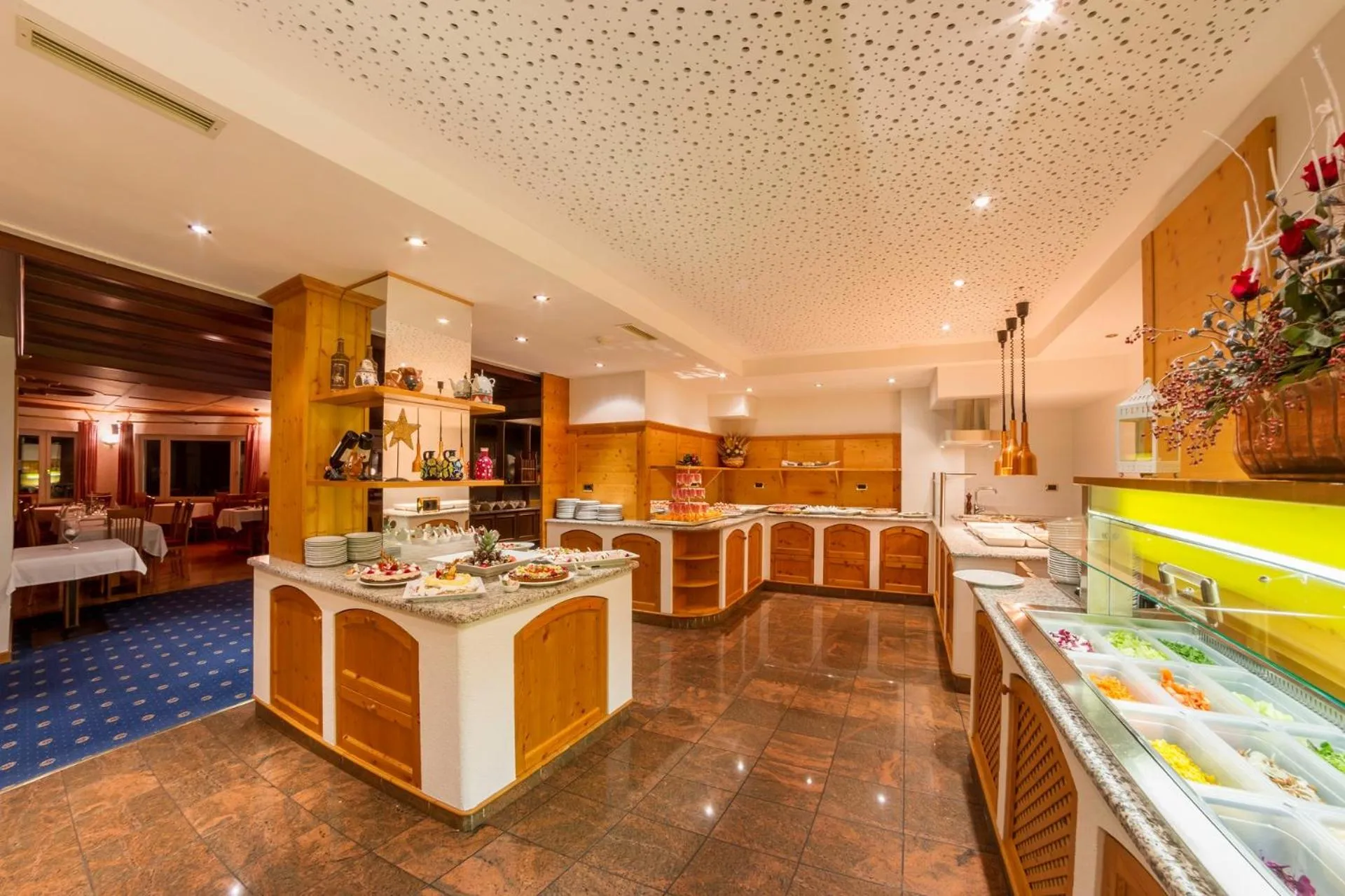 Buffet breakfast in Diamant Spa Resort