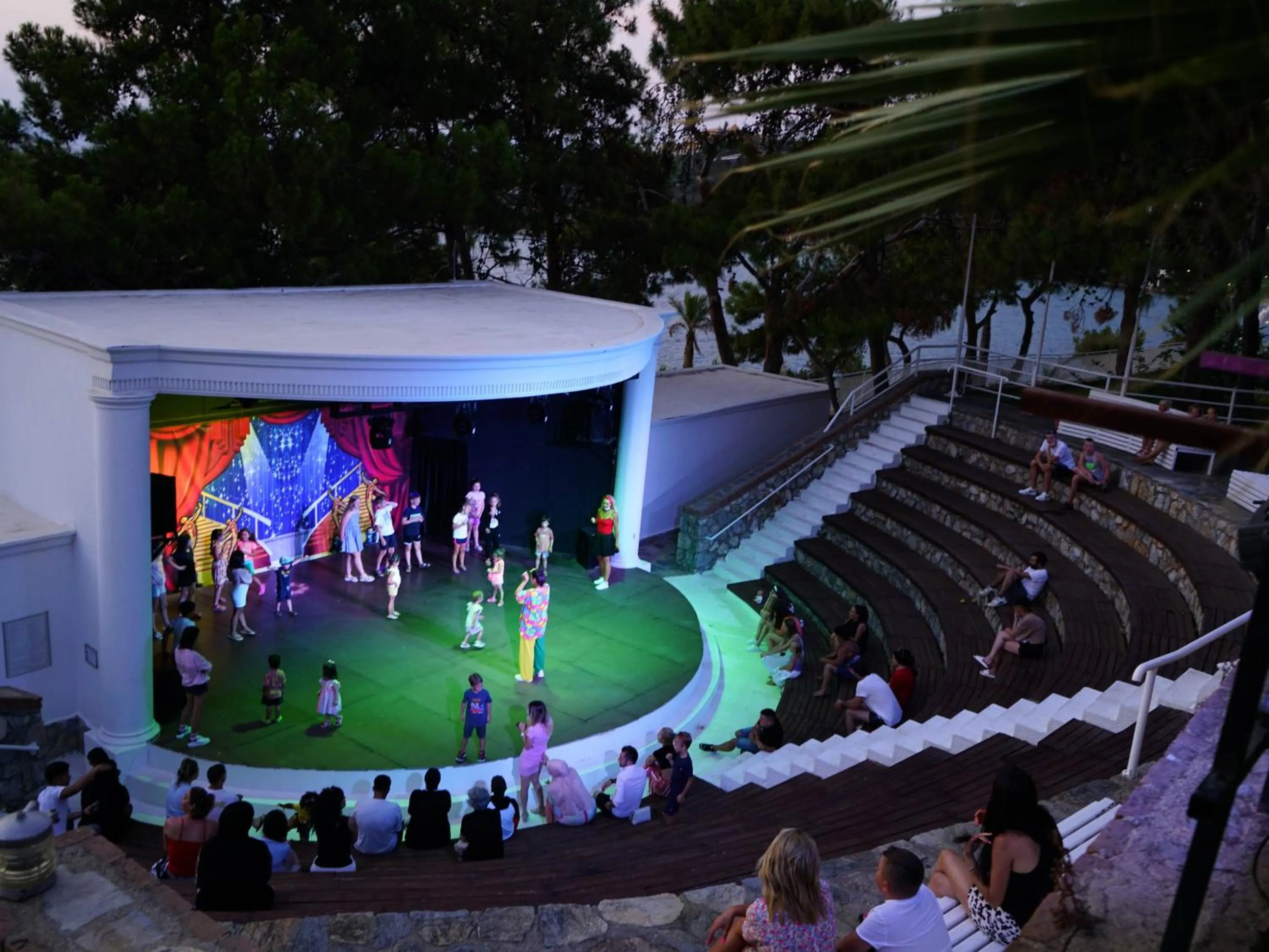 Evening entertainment in Blue Dreams Resort Bodrum - Aquapark & Ultra All Inclusive