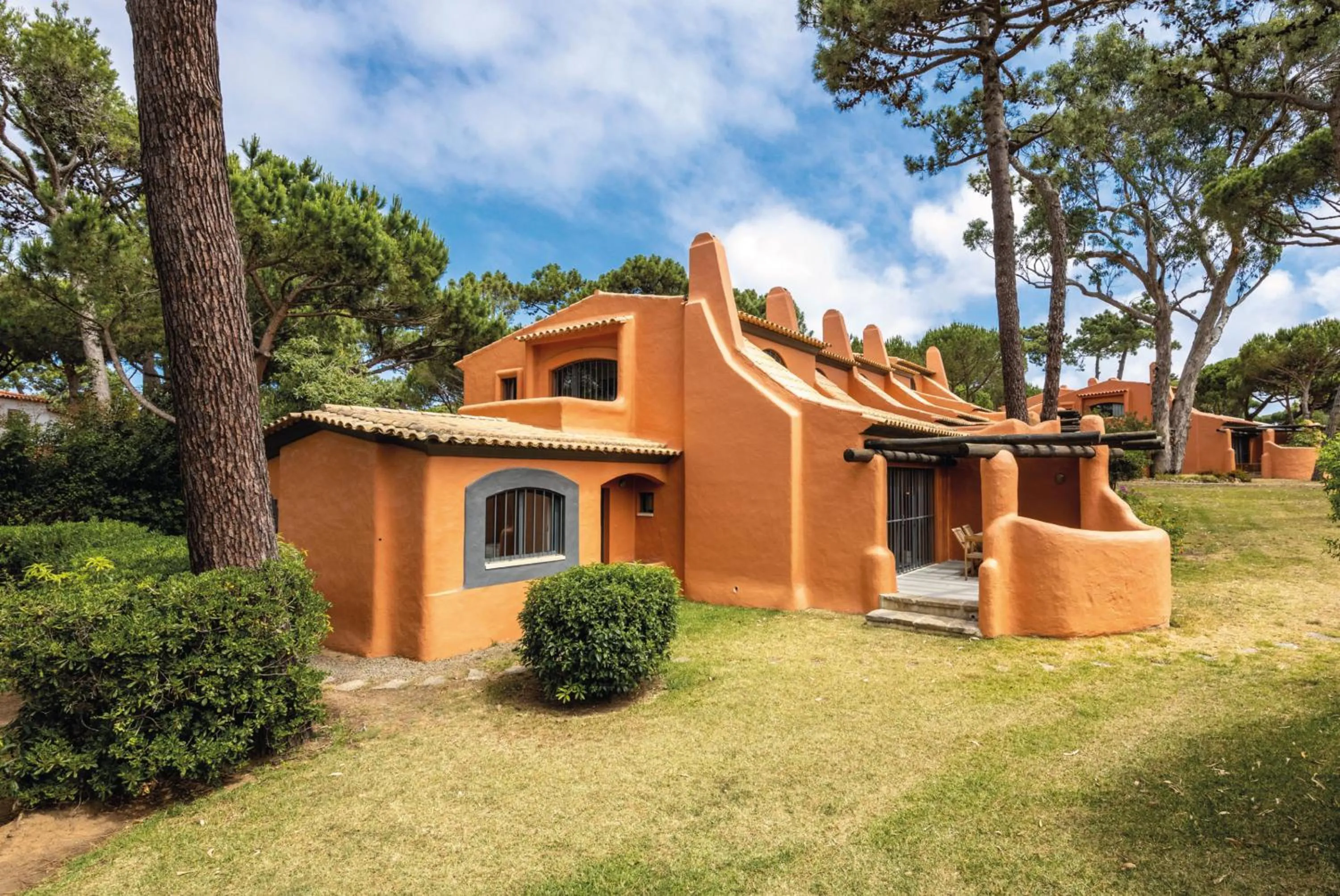 Photo of the whole room in Onyria Marinha Cascais, Vignette Collection by IHG