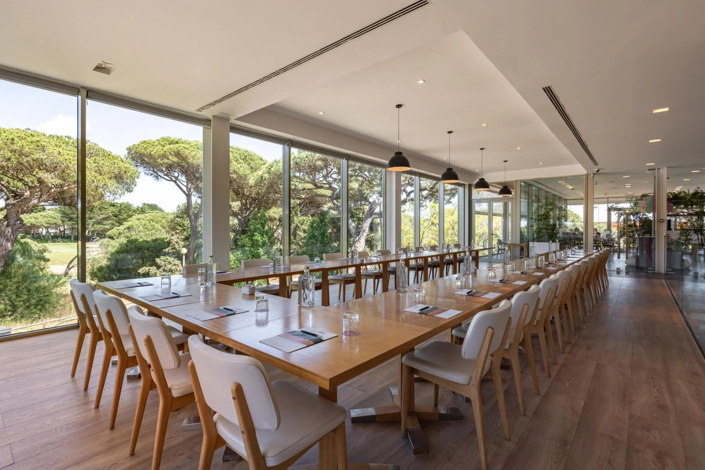 Meeting/conference room in Onyria Marinha Cascais, Vignette Collection by IHG