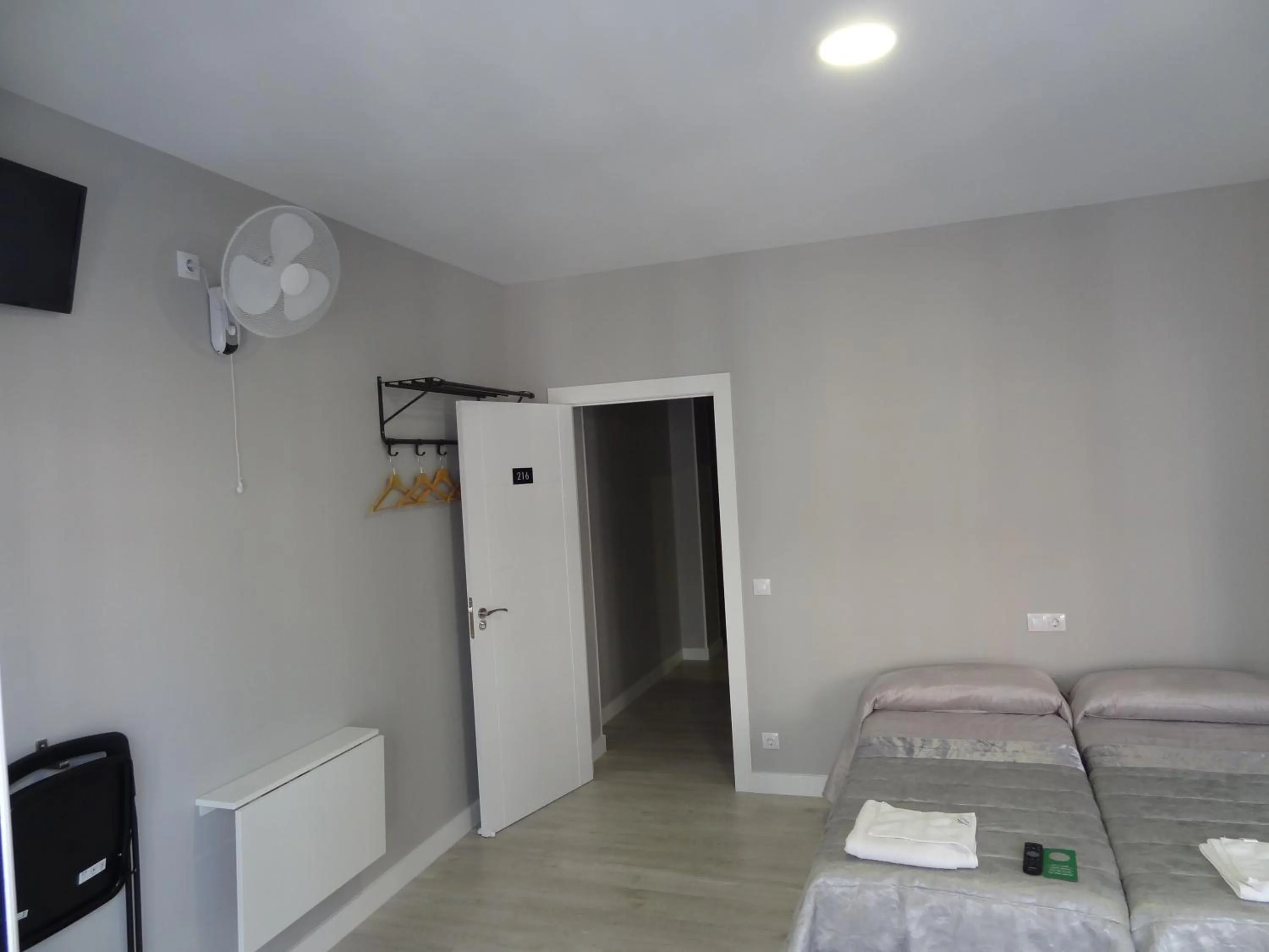 Bed in Pensión La Bilbaina - Albergue Logroño