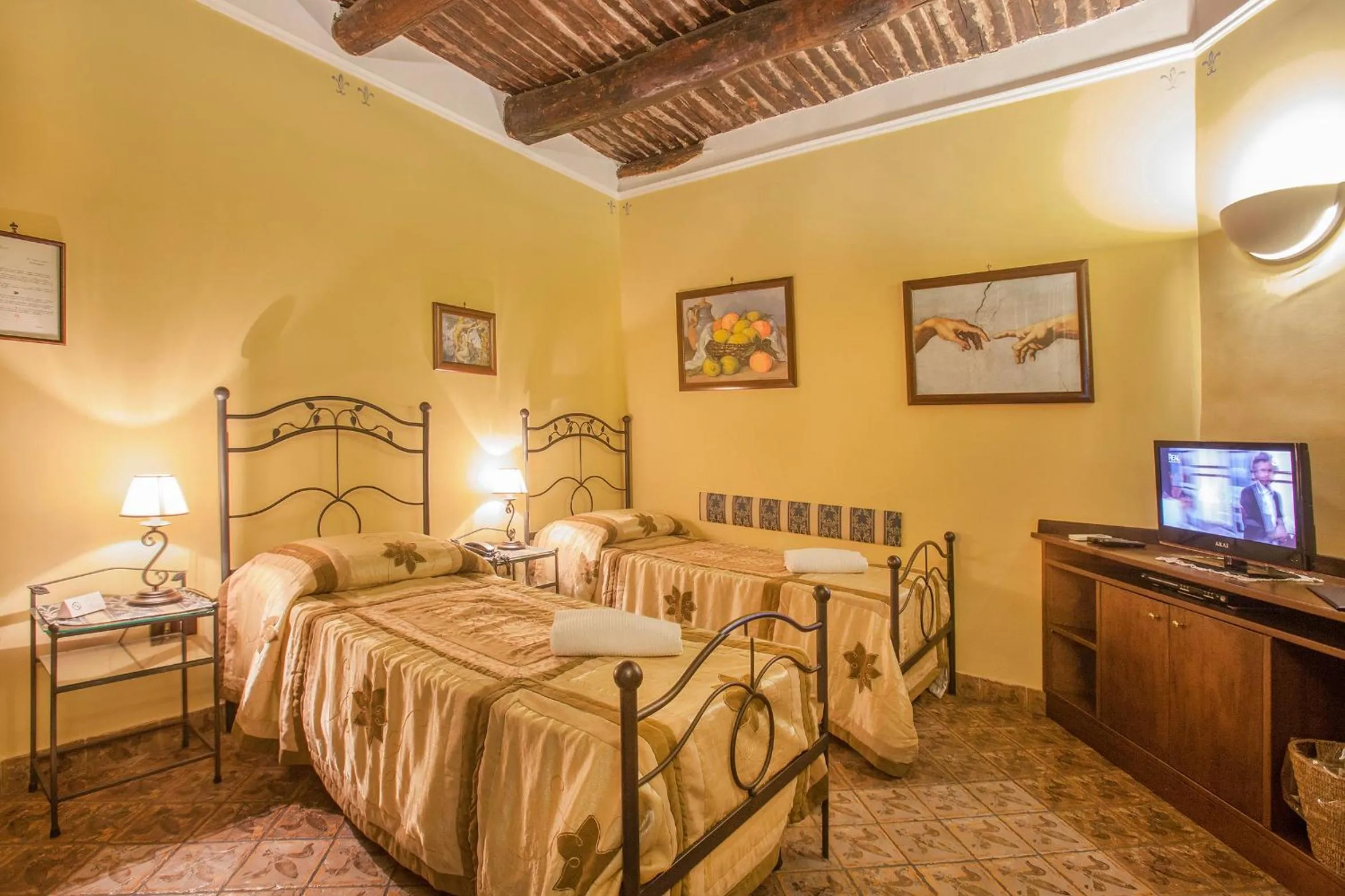 Photo of the whole room, Bed in B&B L'Alloggio Dei Vassalli