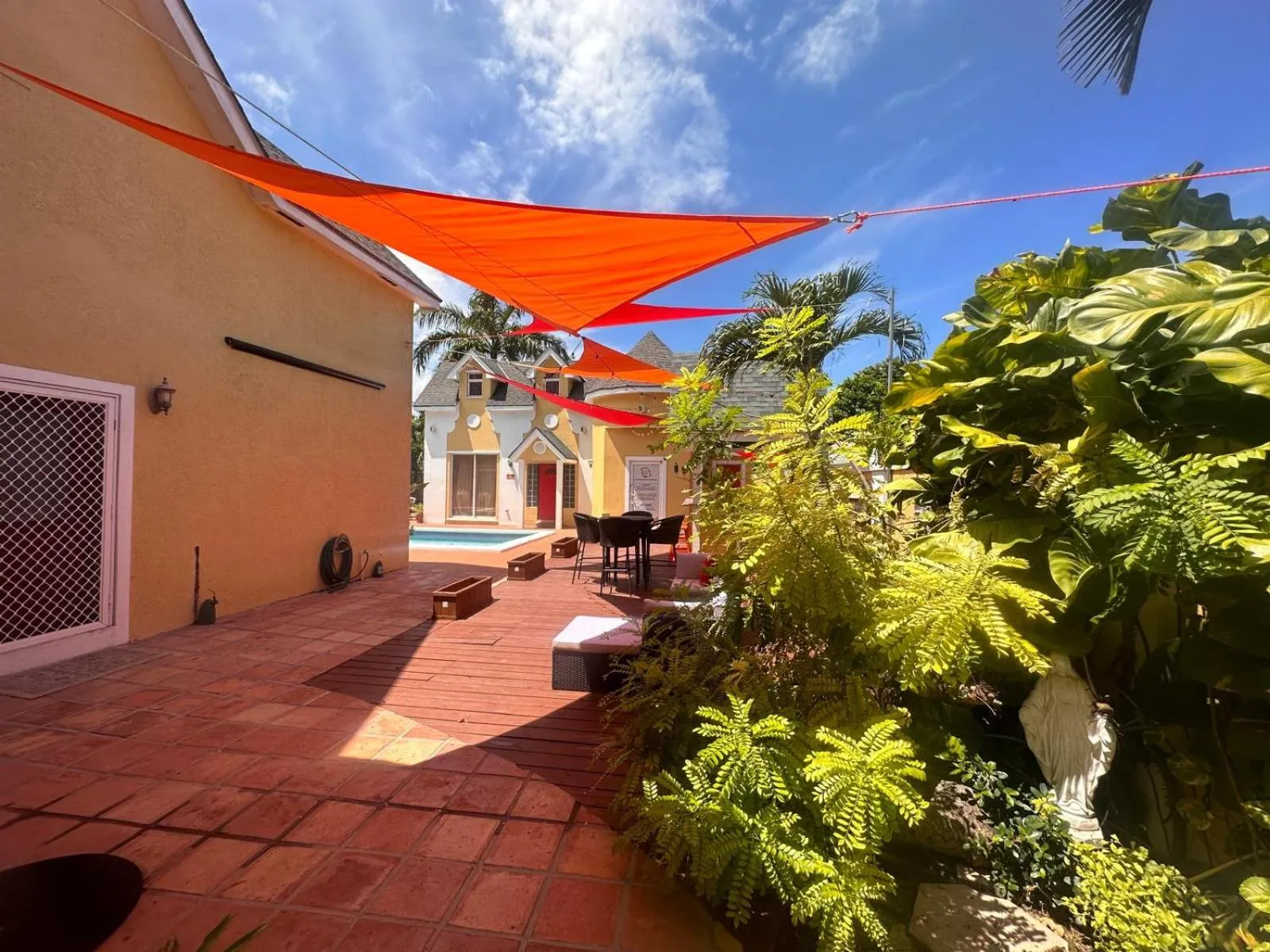 Brownstone Guesthouses