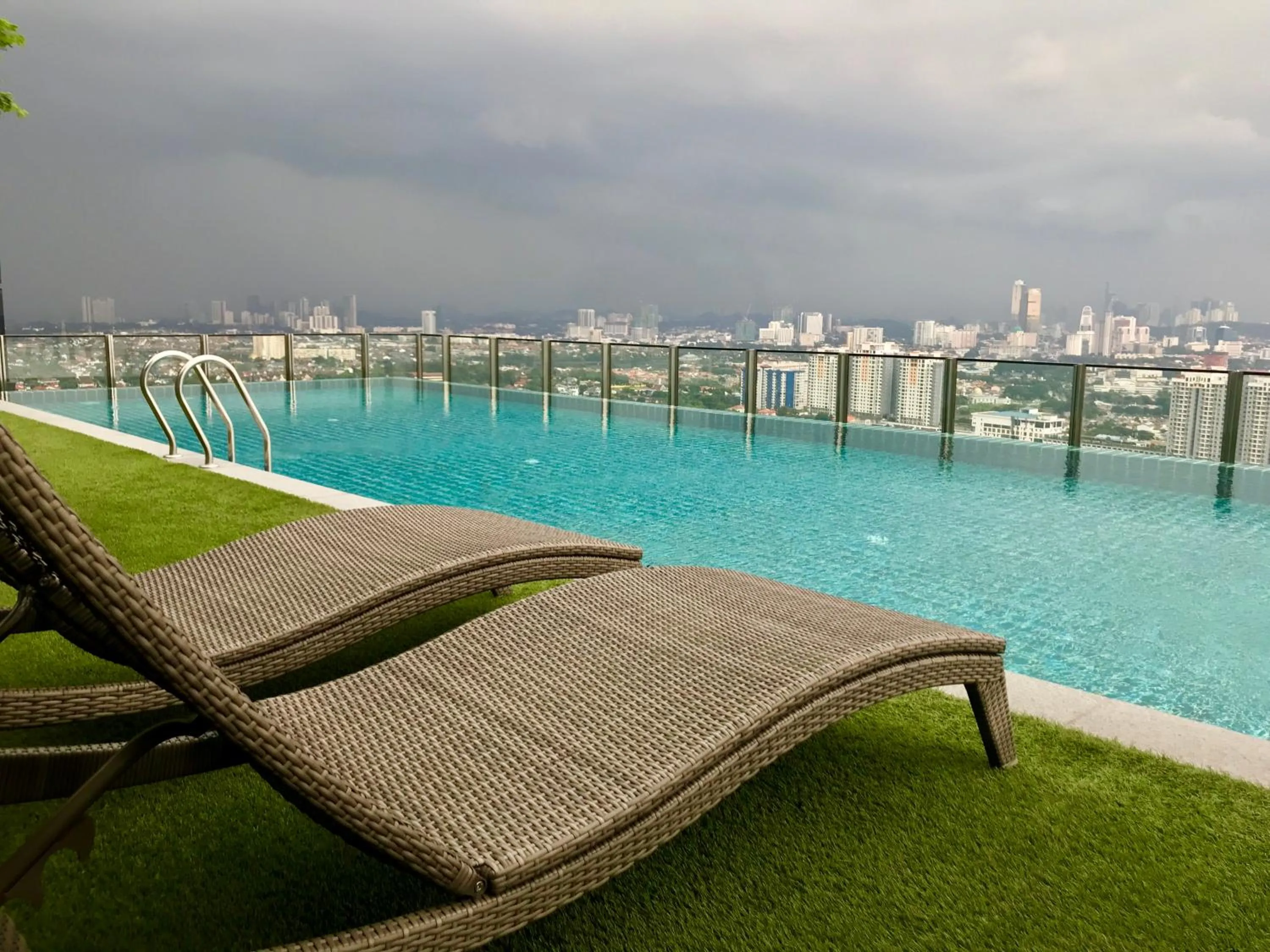 Swimming pool in CoZy Suite @ PJ & Sunway(2 Bedroom)