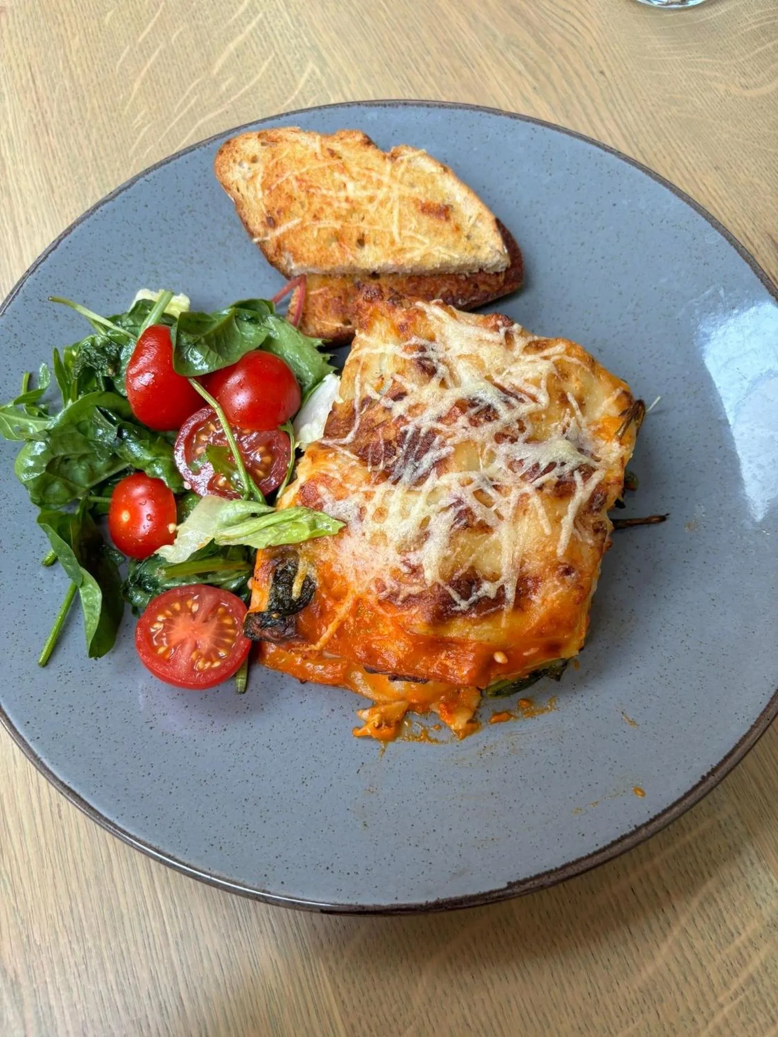 Food in Royal Oak Hotel