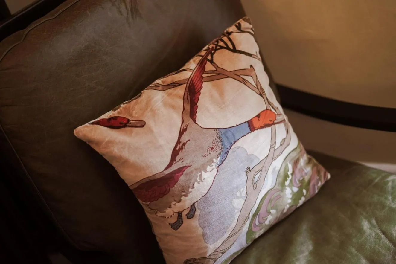 Decorative detail, Bed in Royal Oak Hotel