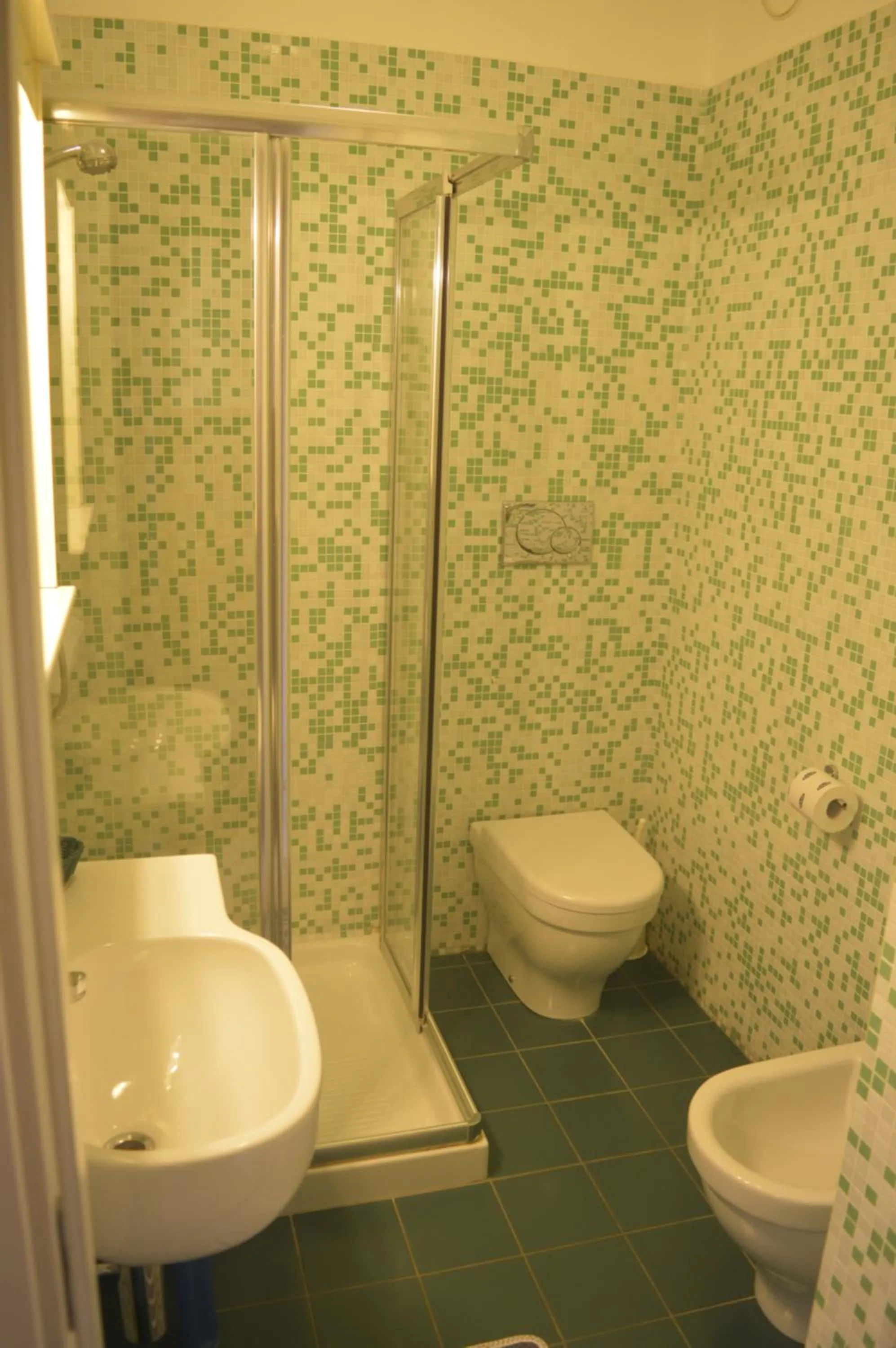 Bathroom in Hotel Svizzera