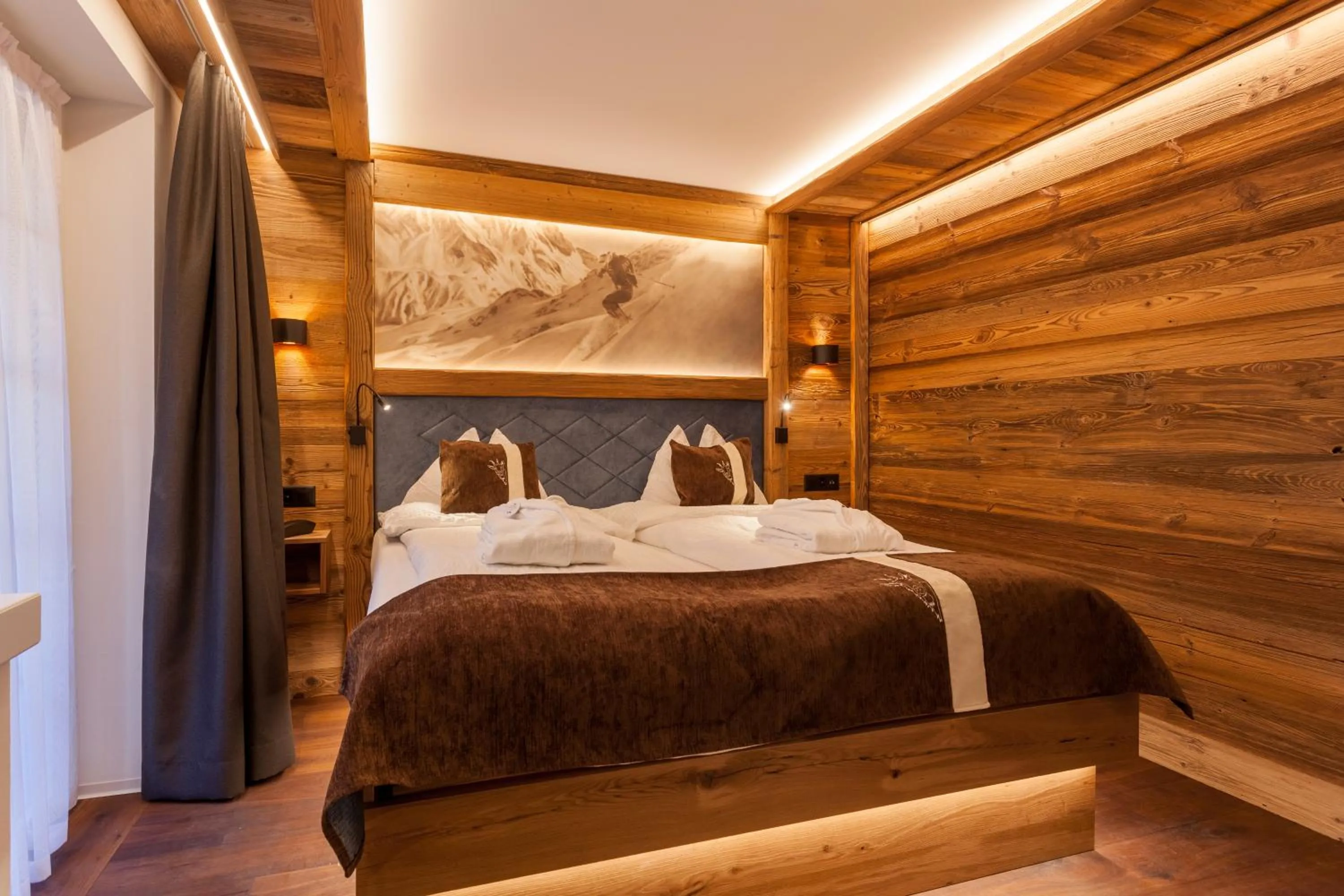 Bed in Silvana Mountain Hotel