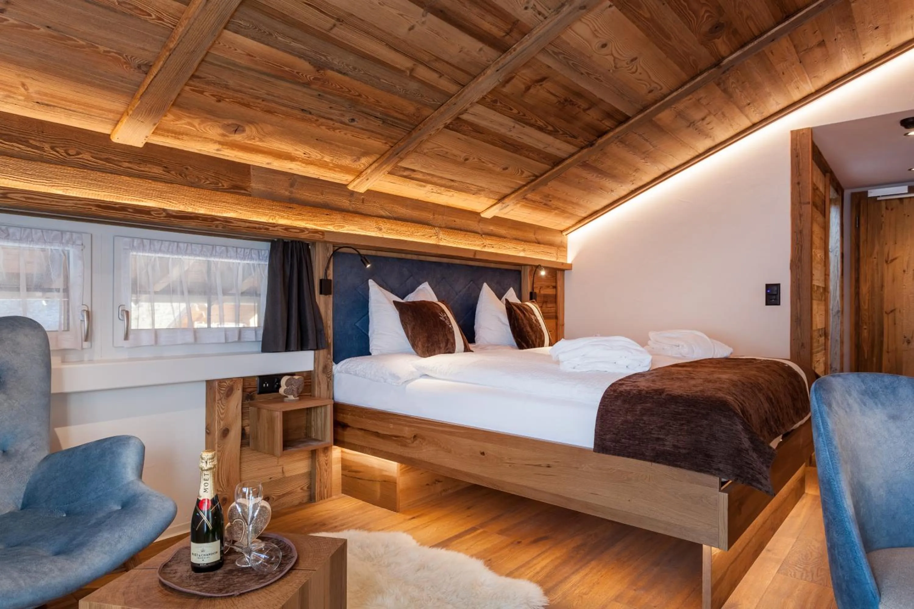 Photo of the whole room, Bed in Silvana Mountain Hotel