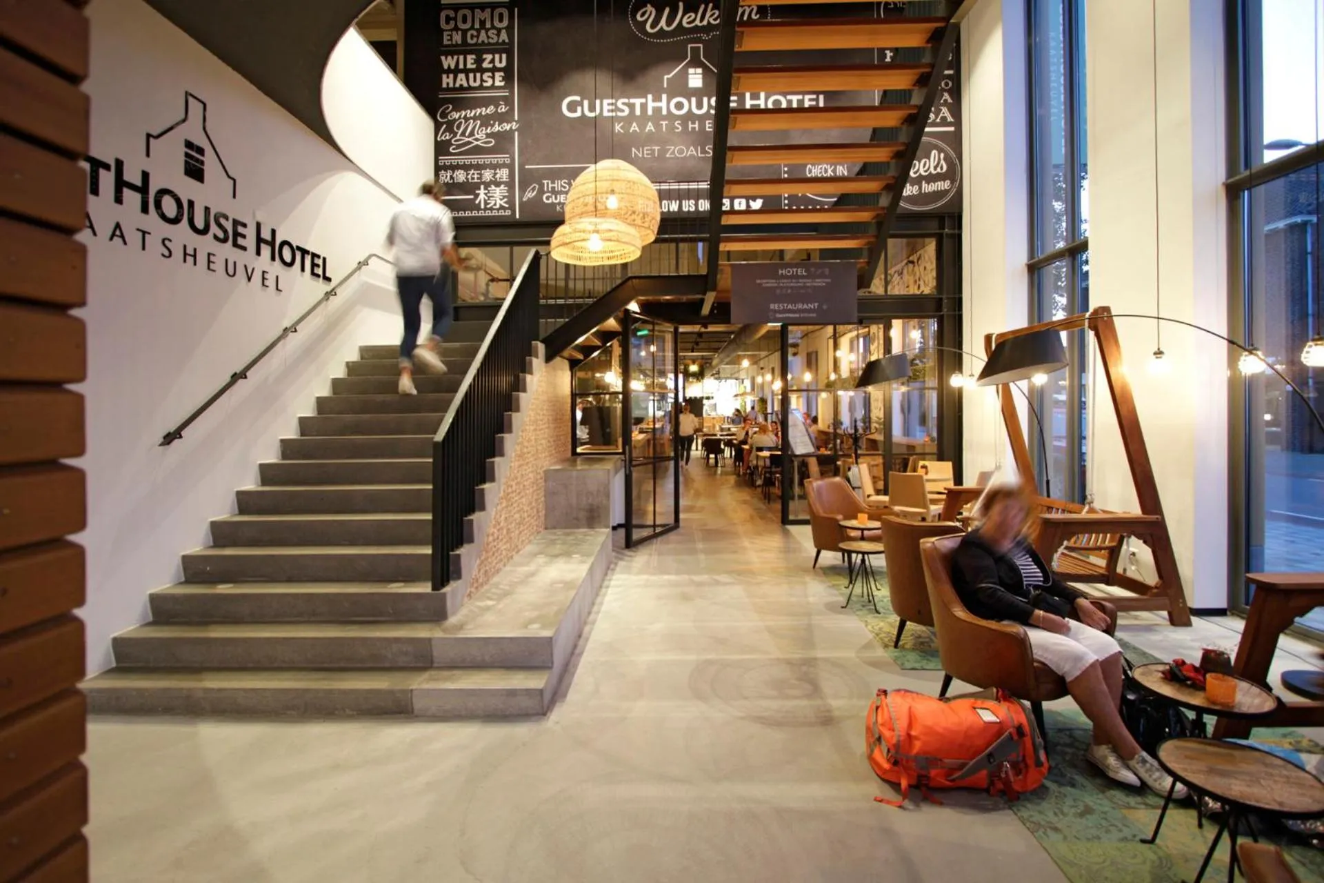 Facade/entrance in GuestHouse Hotel Kaatsheuvel-Waalwijk