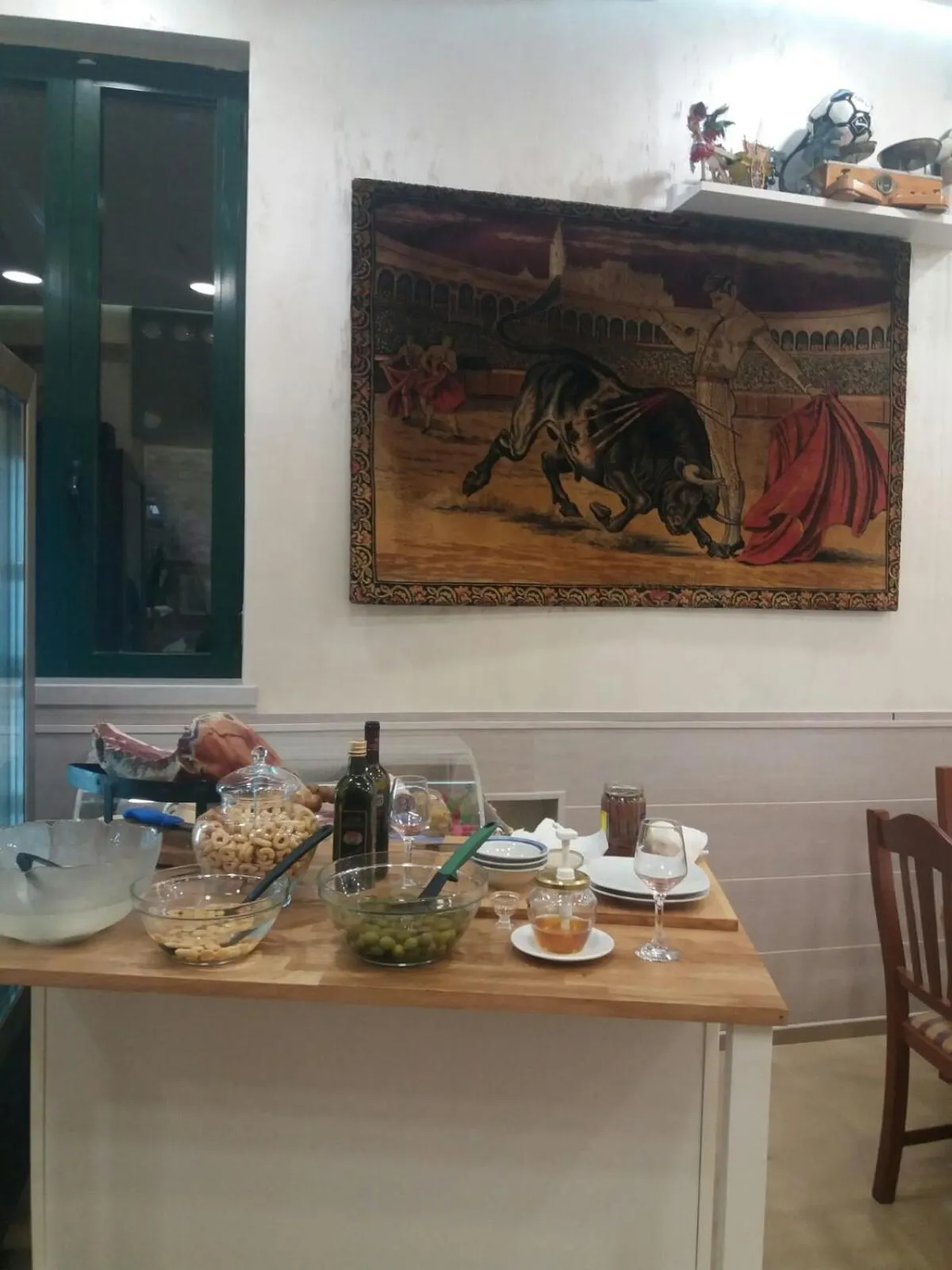 Restaurant/places to eat in Hotel Malaga